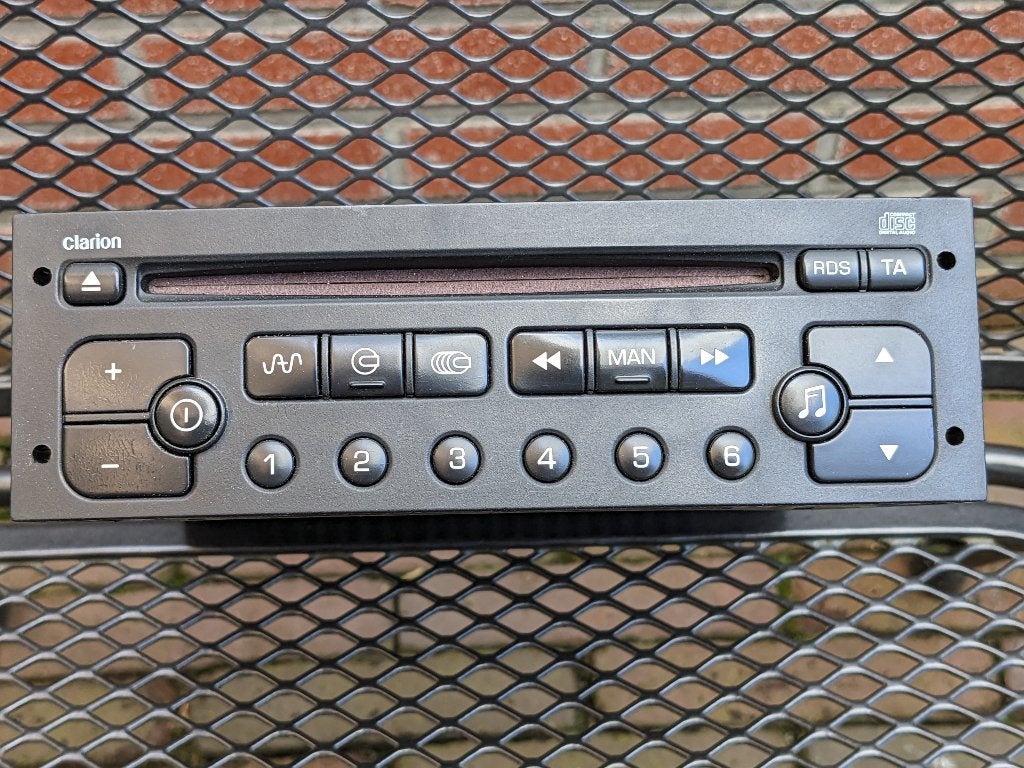 autoradio met CD speler voor Peugeot of Citroën, Ophalen of Verzenden, Zo goed als nieuw