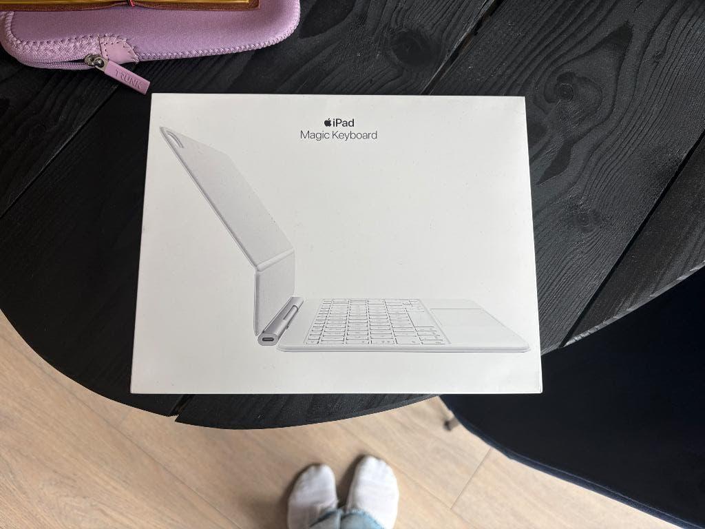 iPad Magic Keyboard, Computers en Software, Apple iPads, Apple iPad, Wit, 11 inch, Ophalen of Verzenden