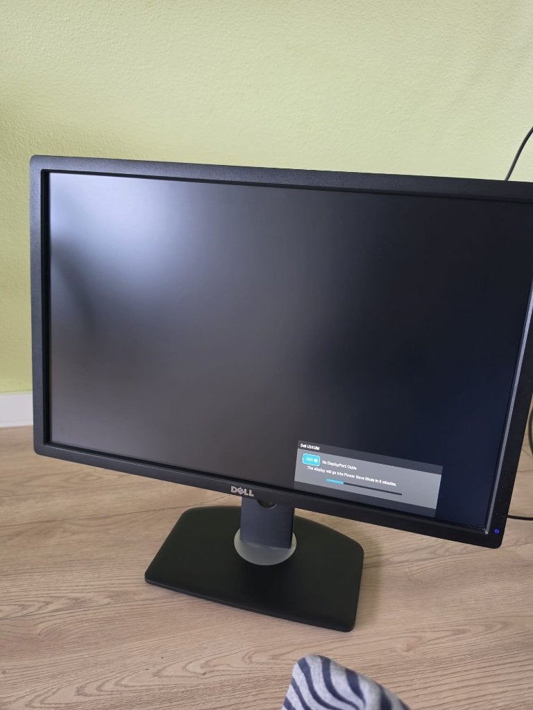 Set van 2x Dell UltraSharp U2412M 24 inch Monitoren + Kabels, Computers en Software, Ophalen, Gebruikt, Draaibaar, IPS