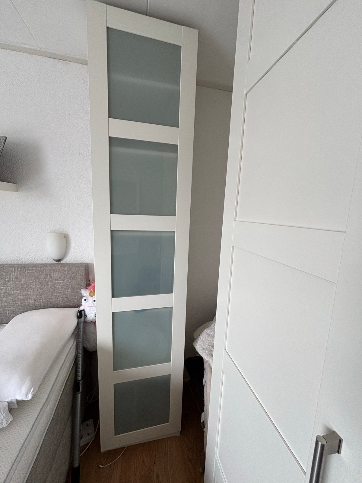 2 x IKEA BERGSBO deur ZONDER scharnieren, mat glas/wit, Ophalen, Minder dan 50 cm, 200 cm of meer, Minder dan 25 cm