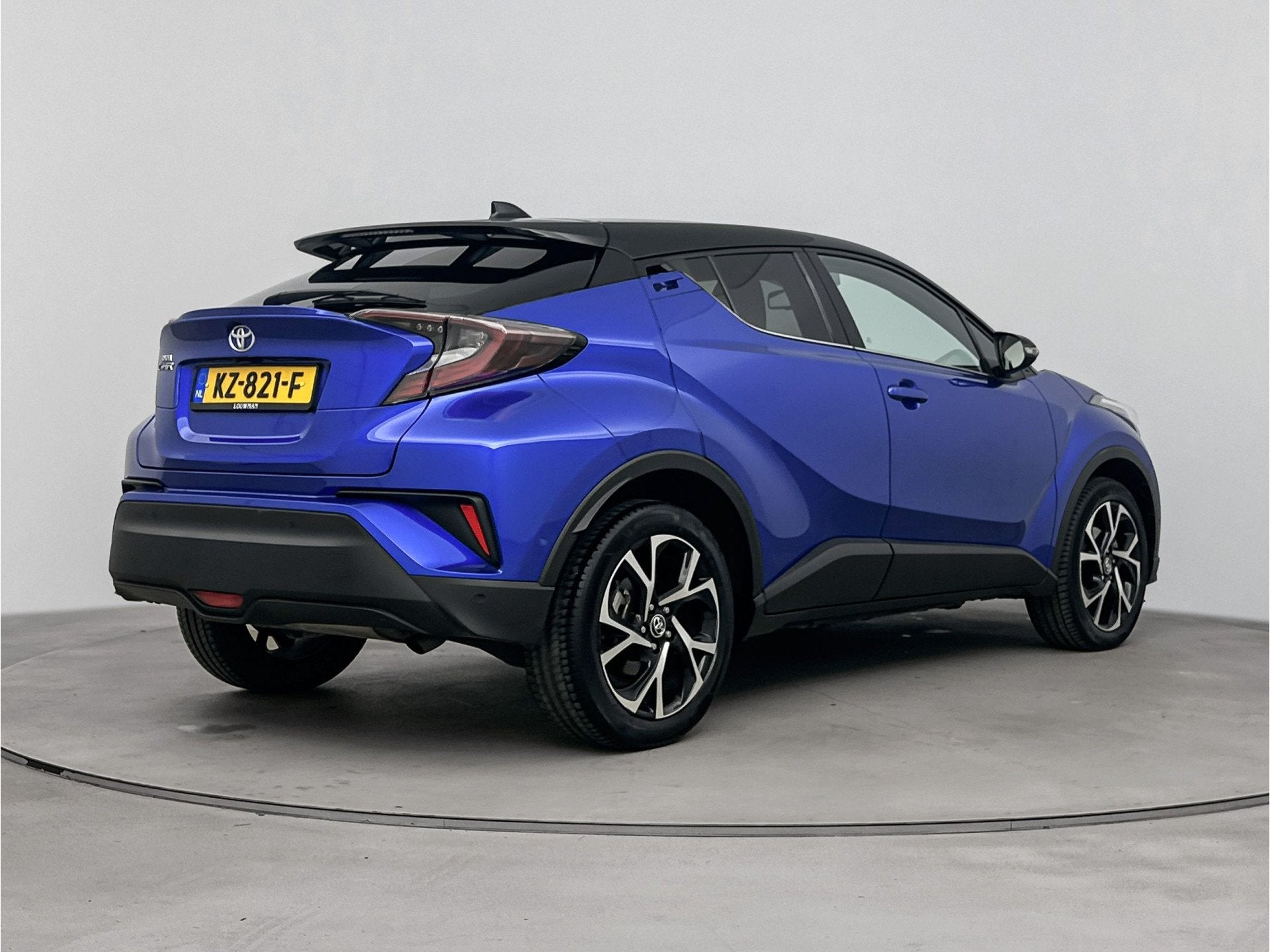 Toyota C-HR 1.2 Bi-Tone Plus | Dodehoekdetector | Lichtmetal, Auto's, Voorwielaandrijving, 12 maanden, Stof, Gebruikt