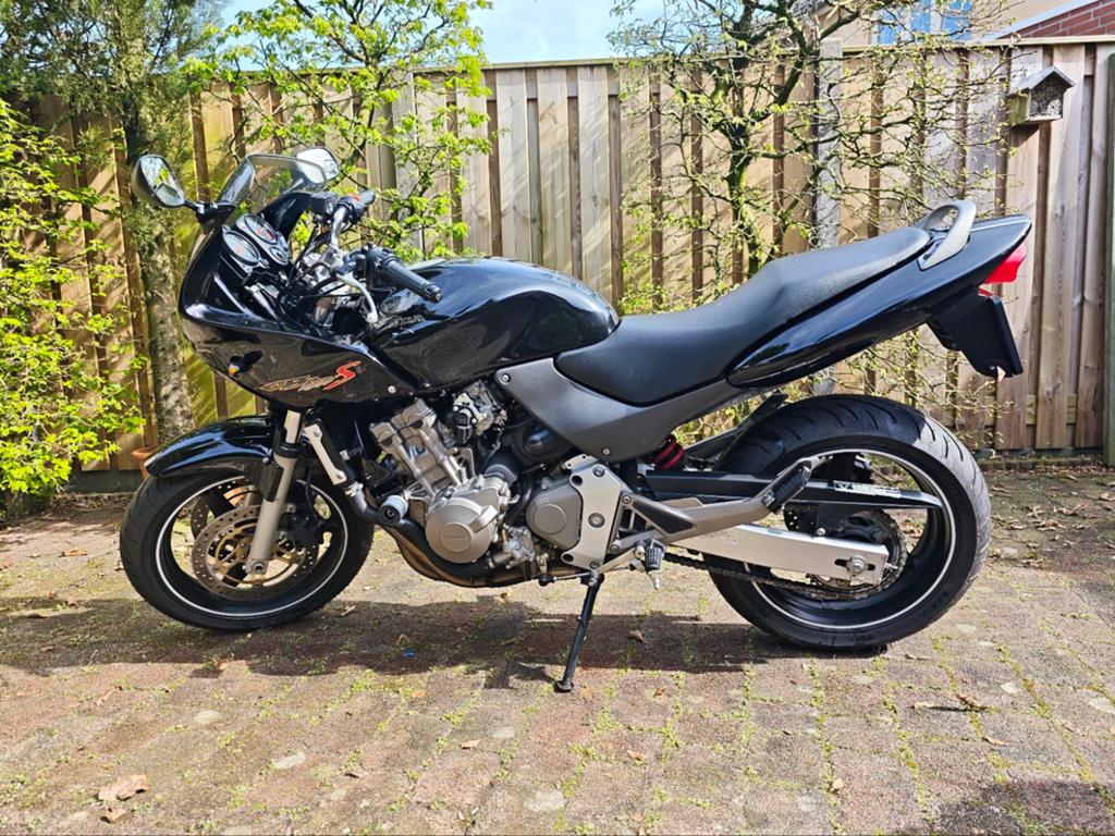 Honda CB600S (2004) – Slechts 7948 kilometers!, Motoren, Motoren | Honda, Occasion, 4 cilinders, Motorrijbewijs A, Particulier