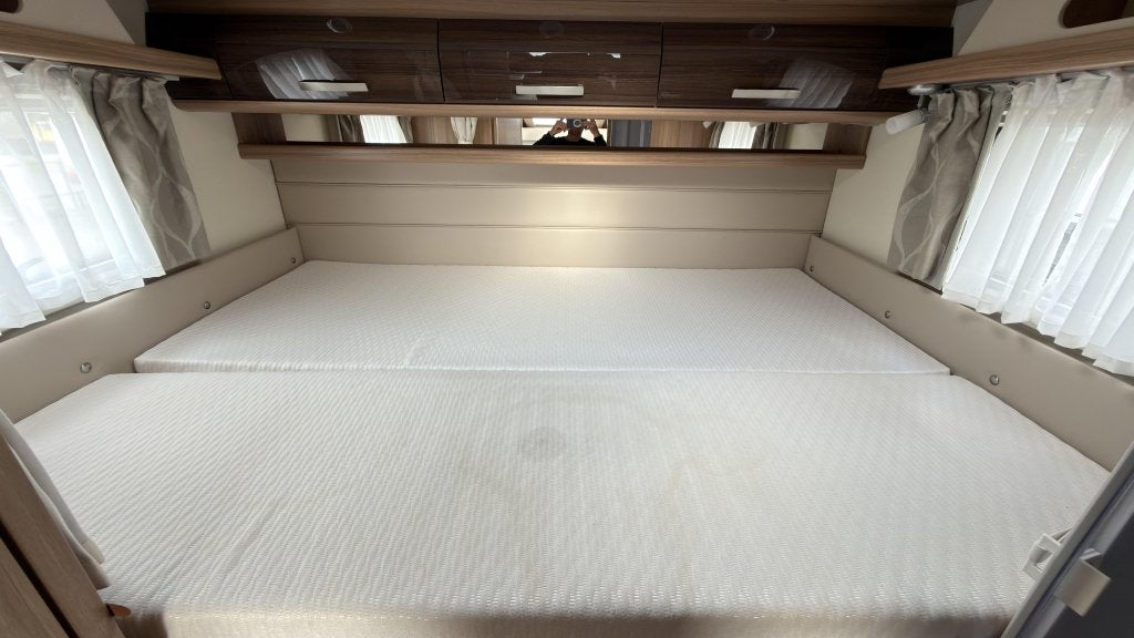 Zeer nette Knaus Sun Ti 650MG Platinum Selection '2018 51dkm, Caravans en Kamperen, Luifel, Koelkast, Ringverwarming, Fiat