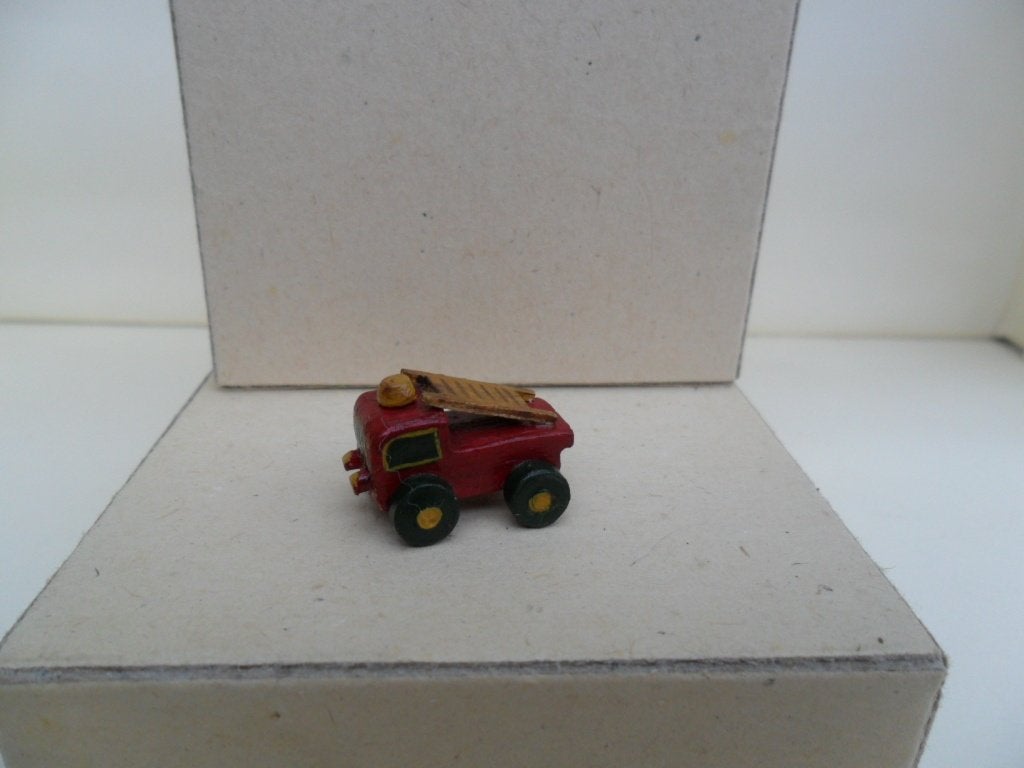 poppenhuis miniatuur brandweerauto speelgoed pop winkeltje, Verzenden, Poppenhuis