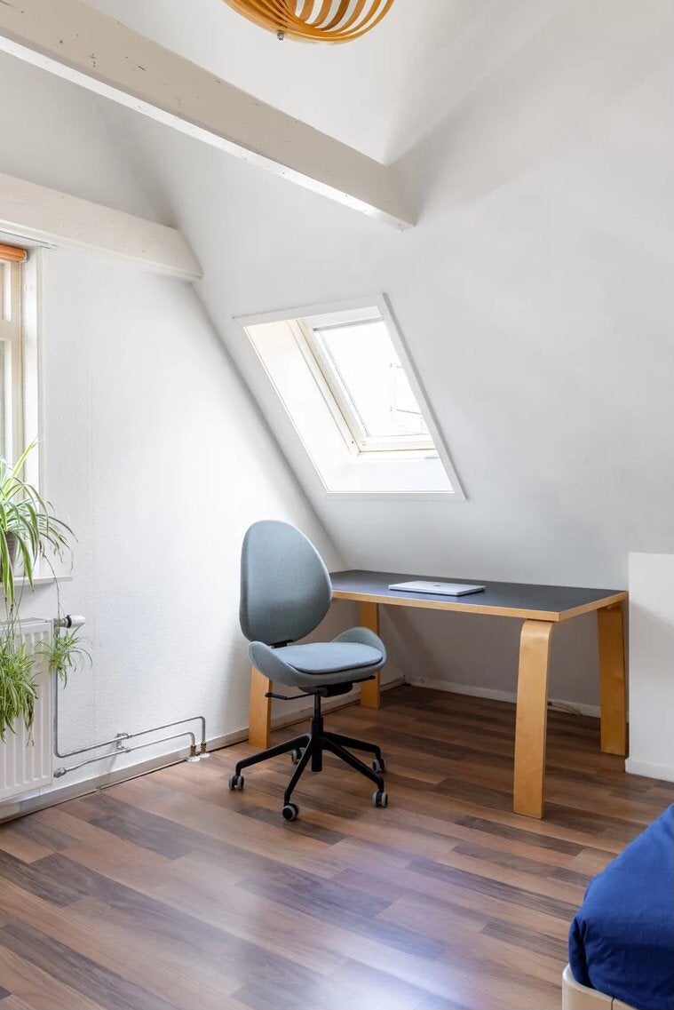 IKEA tafel/bureau Vika Grevsta, Ophalen, Zwart, Gebruikt, Hout