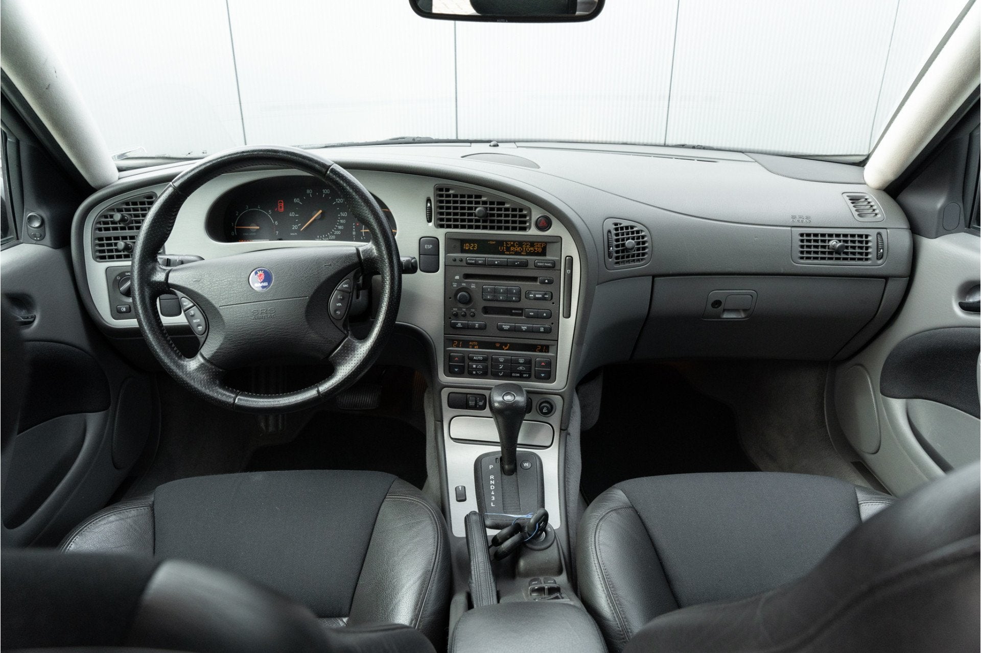 Saab 9-5 Estate 2.3 Turbo Aero | Nieuwe distributieketting, Auto's, Saab, Stoelverwarming, 4 cilinders, Leder en Stof, 93 €/maand