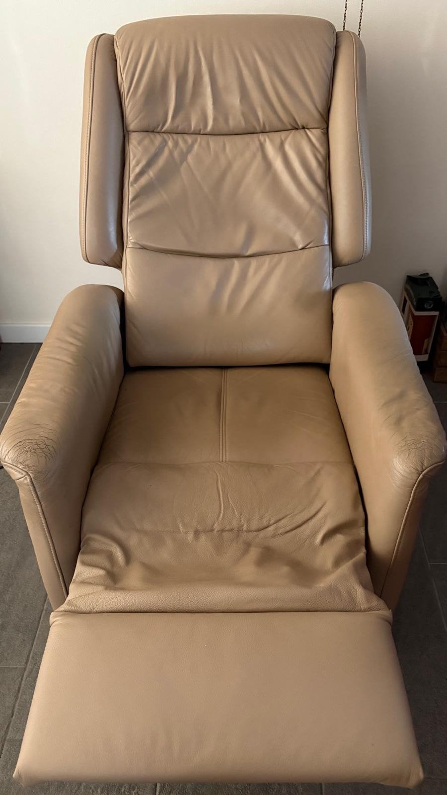 Lederen relaxstoel met opstahulp, Ophalen, Gebruikt, 75 tot 100 cm, Leer