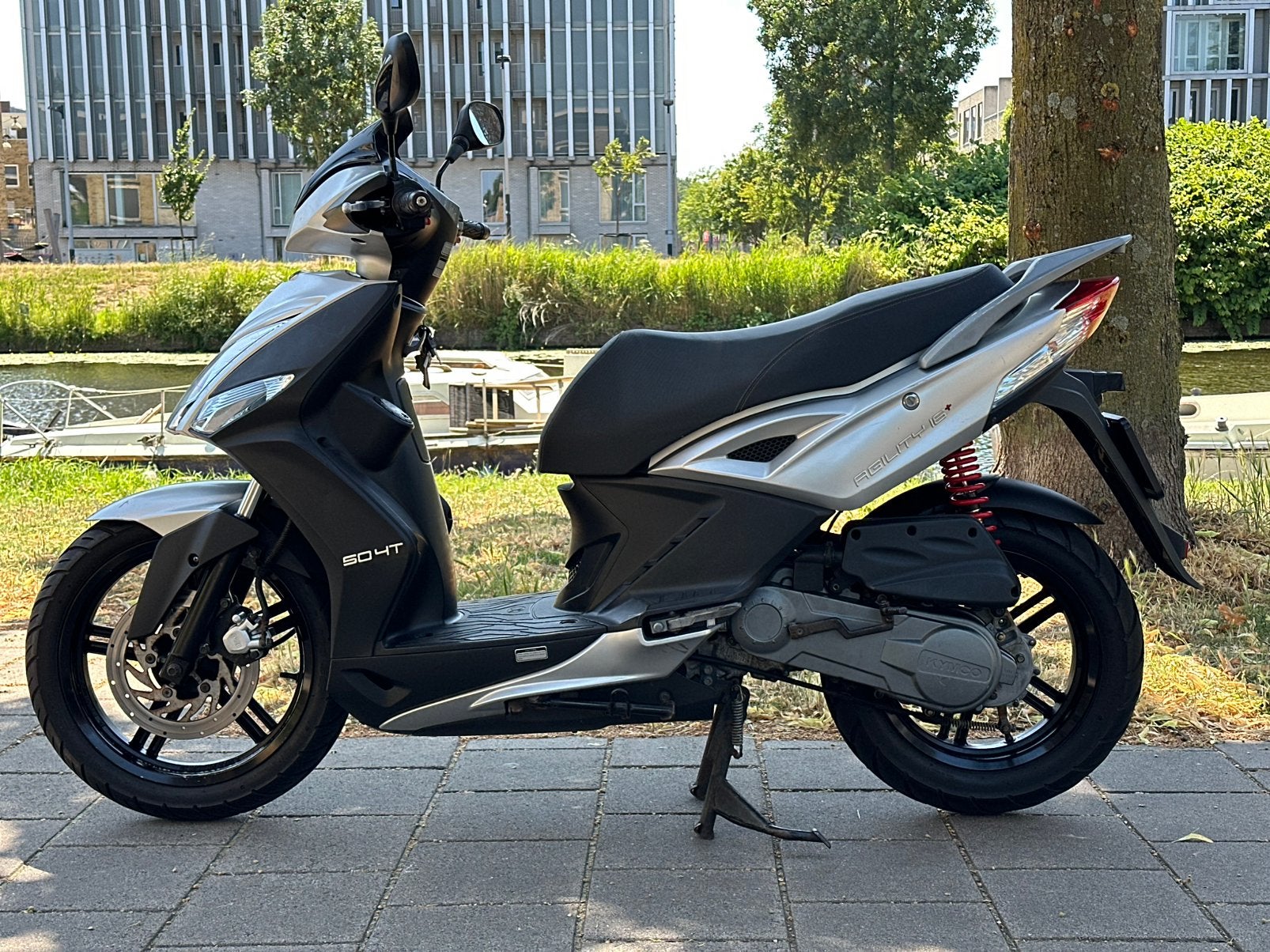 Kymco Agility 16+ 50cc 4T uit 2015 in nette staat, Ophalen, Maximaal 45 km/u, Zo goed als nieuw, Benzine