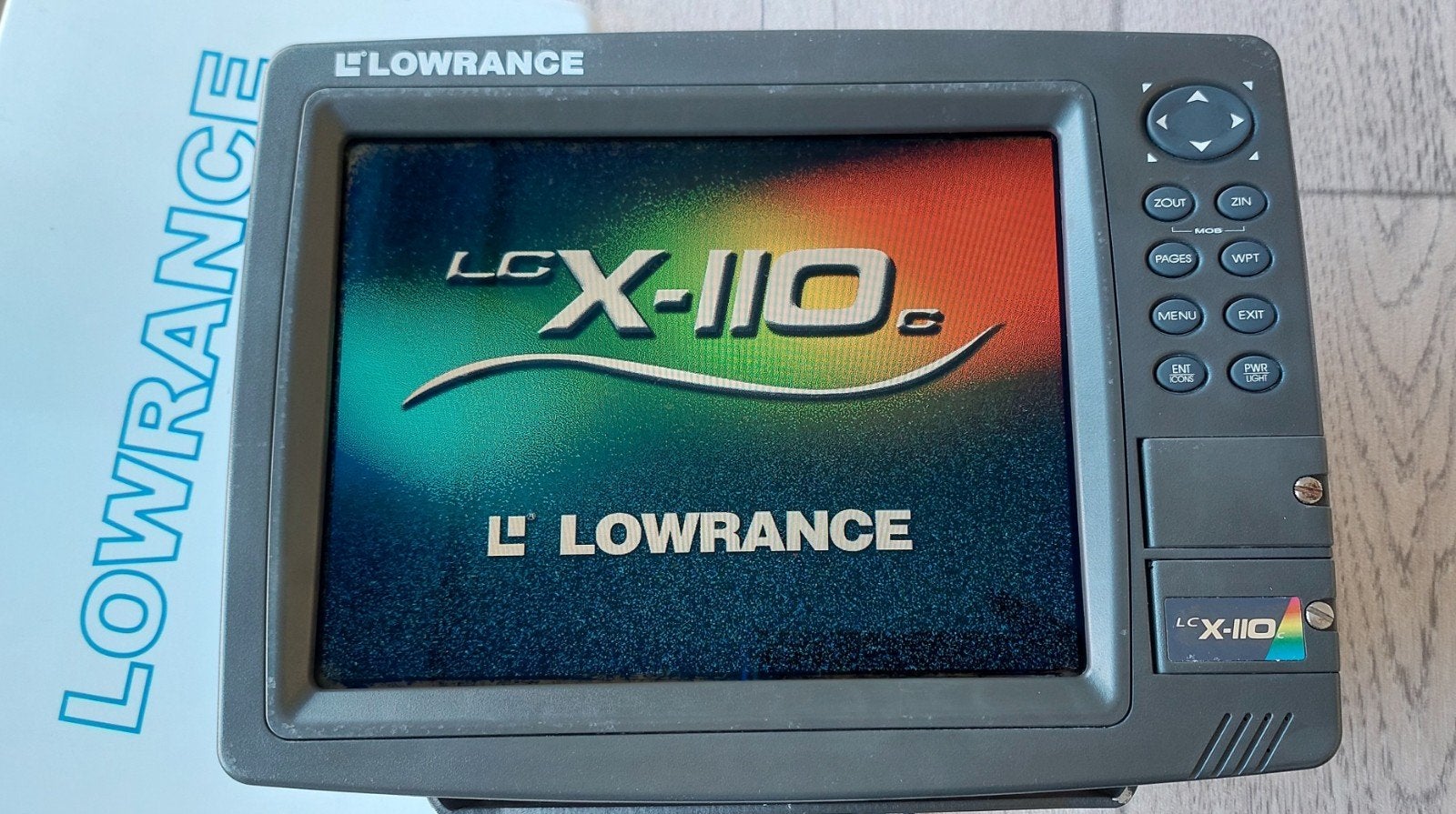 Lowrance LCX-110C kaartplotter fishfinder, Watersport en Boten, Navigatiemiddelen en Scheepselektronica, Ophalen of Verzenden