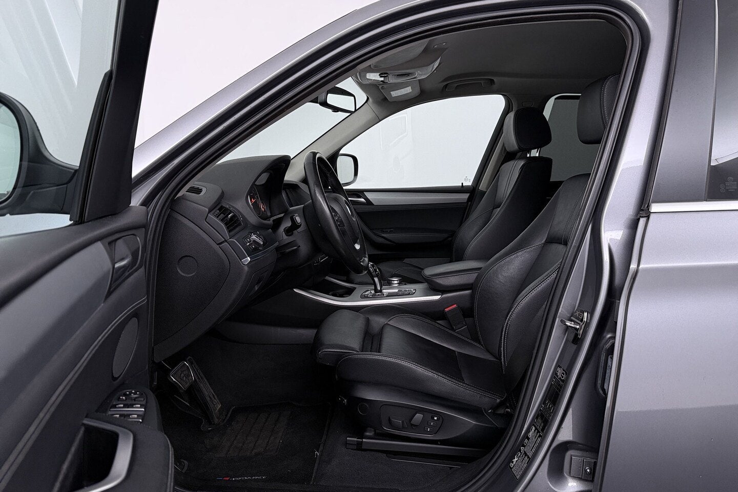 Foto 19 van BMW X3 XDrive35i High Executive (STOELVERWARMING, GROOT-NAVI