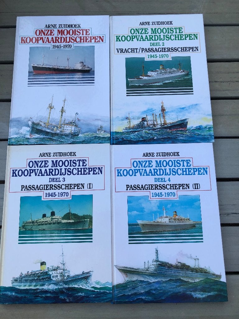 Arne Zuidhoek - Onze Mooiste Koopvaardijschepen (4 delen), Verzamelen, Scheepvaart, Ophalen, Zo goed als nieuw, Motorboot, Boek of Tijdschrift
