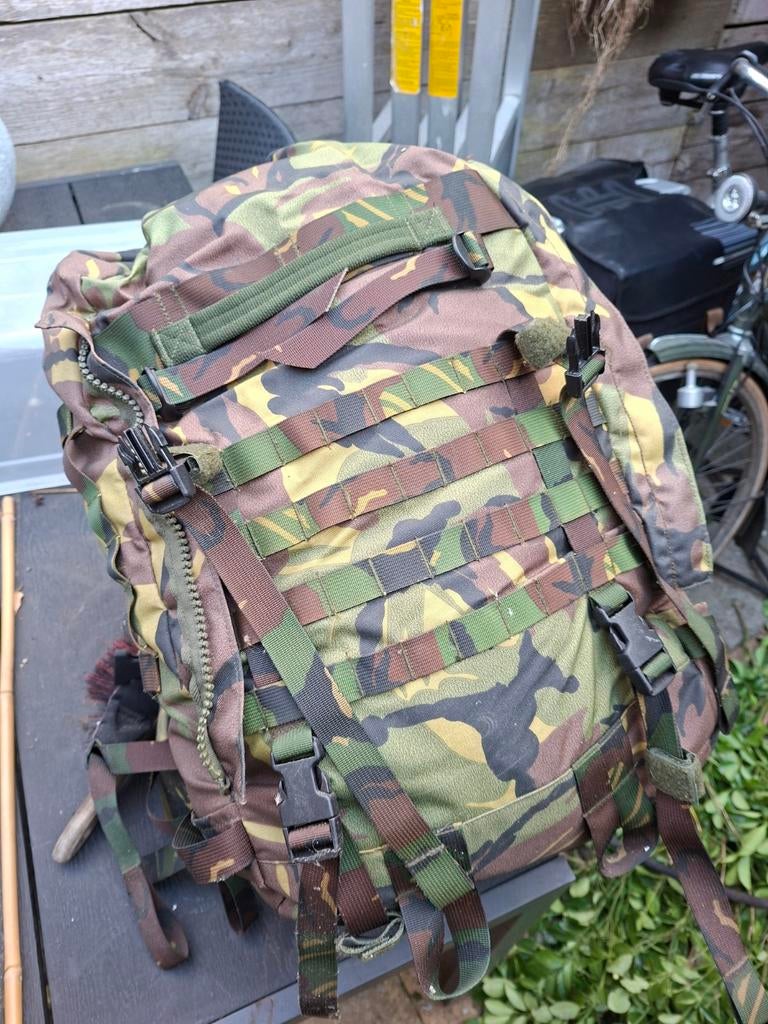 Slaapzak Koninklijke Landmacht M90 compleet met rugzak, Caravans en Kamperen, Slaapzakken, Ophalen, Gebruikt