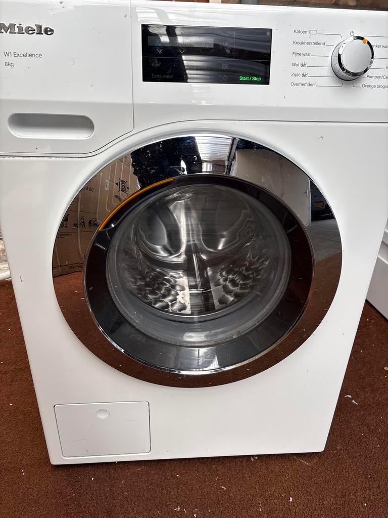 Defecte Miele W1 Excellence wasmachine - 'Sluit de deur' sto, 8 tot 10 kg, Ophalen of Verzenden, Zo goed als nieuw, Voorlader
