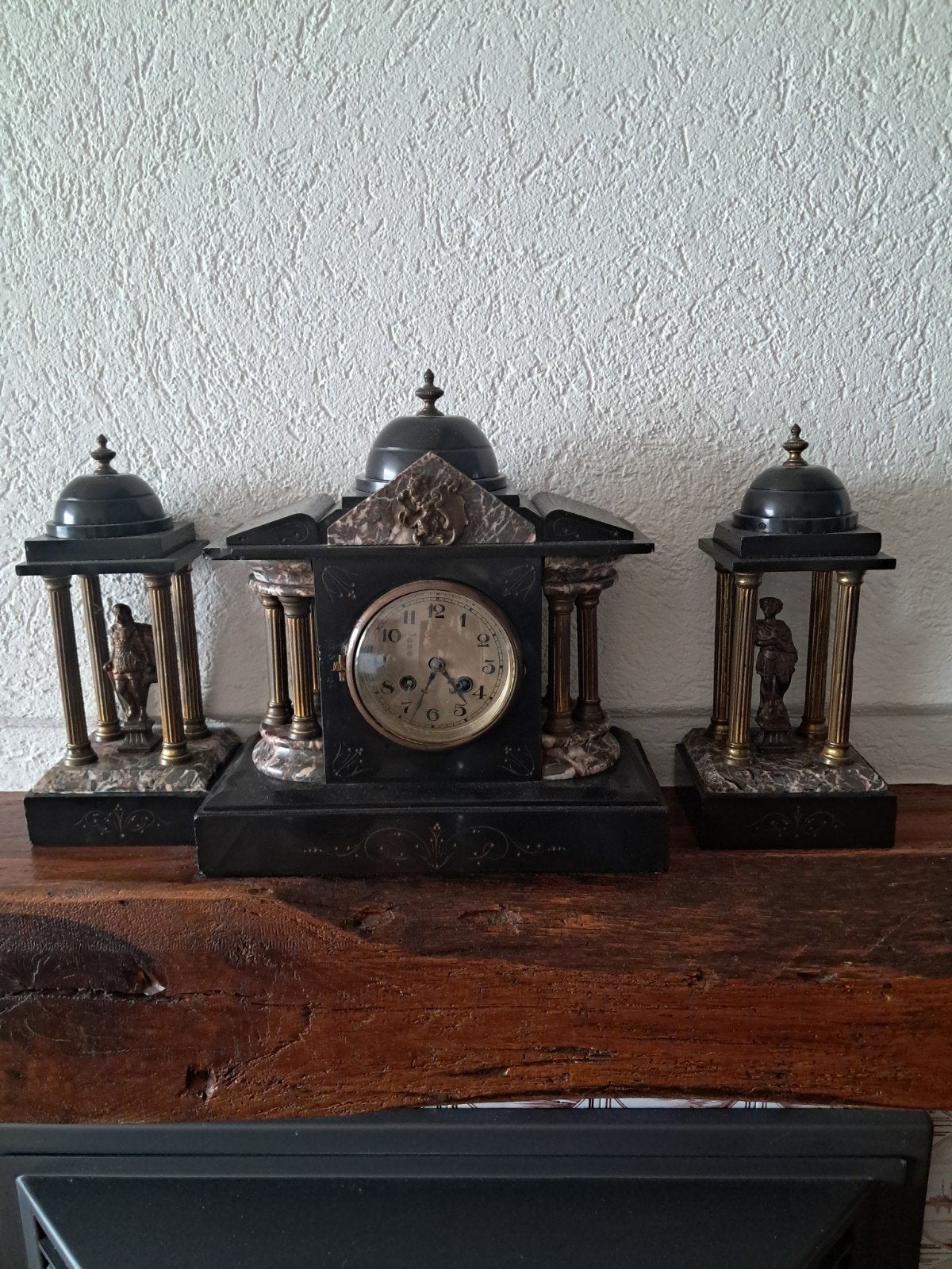 Antieke marmeren pendule met zijstukken, Antiek en Kunst, Antiek | Klokken, Ophalen