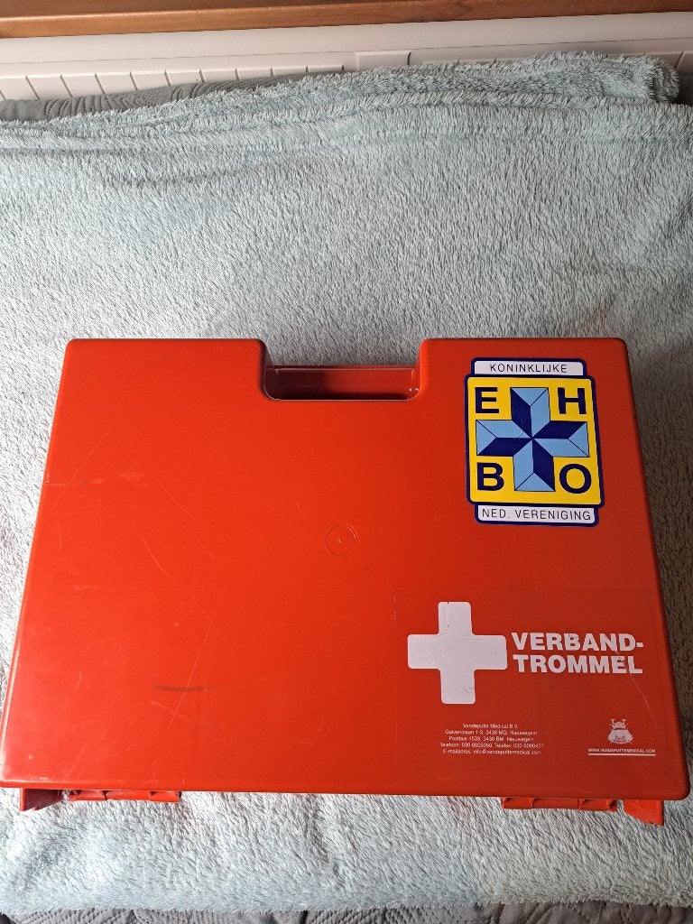 EHBO koffer, Ophalen, Gebruikt