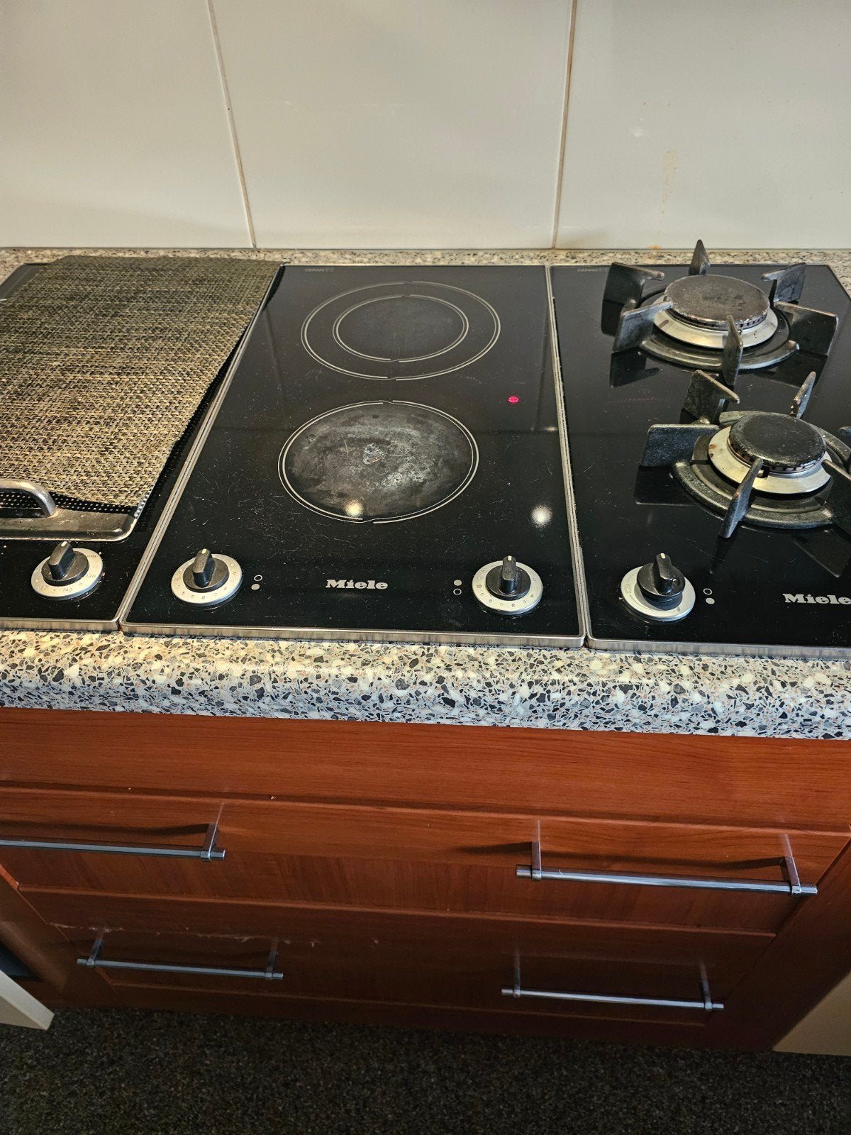 keuken met apparatuur, Ophalen, Tussenbouw, Gas, 4 kookzones