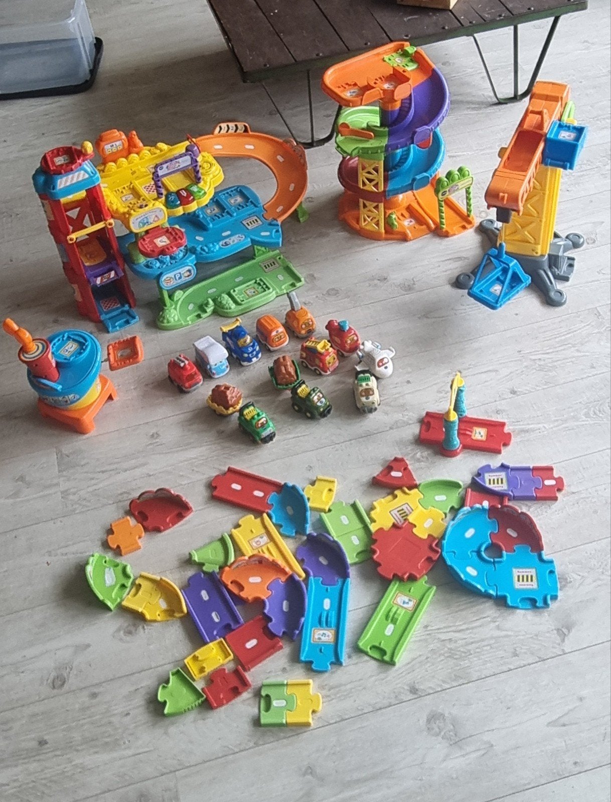 toet toet auto's incl. veel extra's vtech, Kinderen en Baby's, Speelgoed | Vtech, Ophalen, Gebruikt, 2 tot 4 jaar