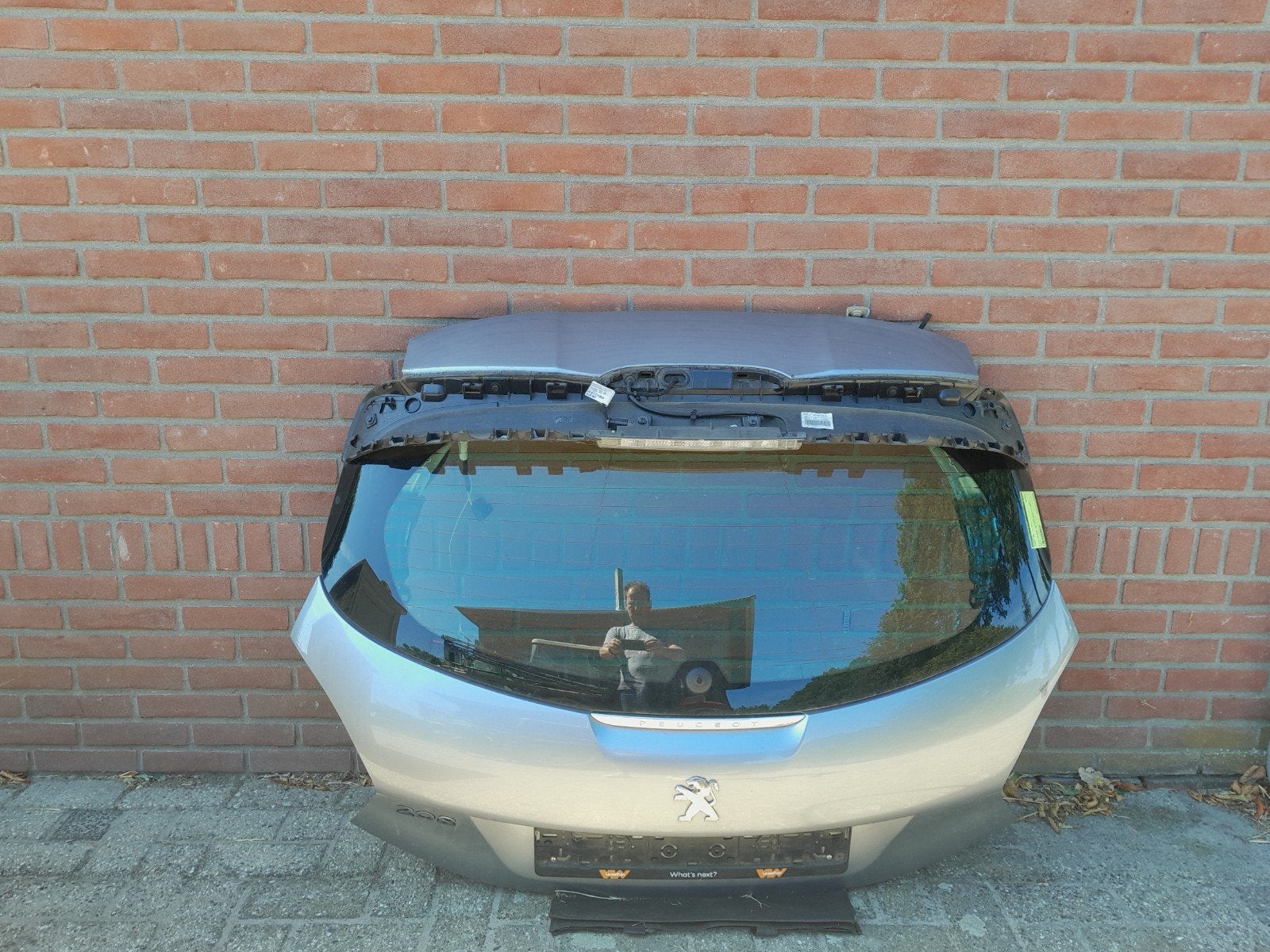 Achterklep Peugeot 208 (okt 2019) grijs metallic, Ophalen, Gebruikt, Achterklep, Achter
