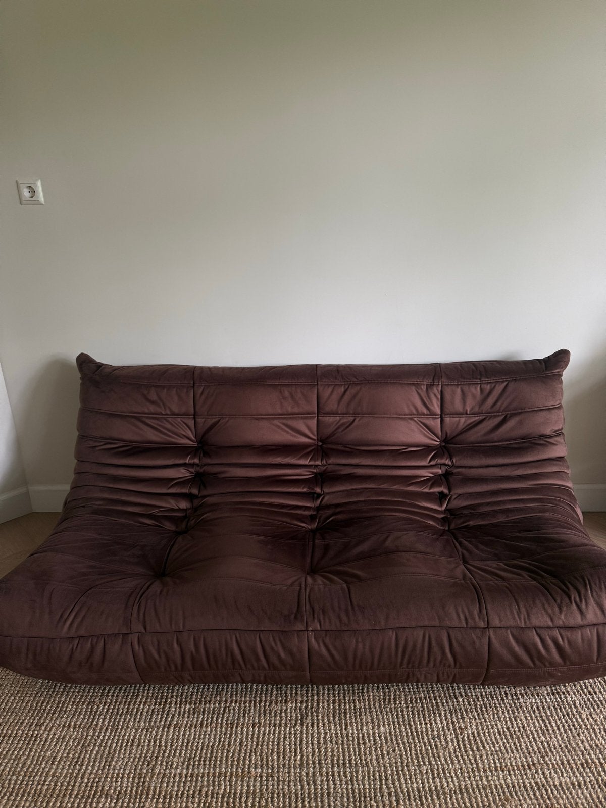 Ligne Roset Togo 3-zitter Bruin Alcantara, Ophalen, 100 tot 125 cm, 150 tot 200 cm, Driepersoons