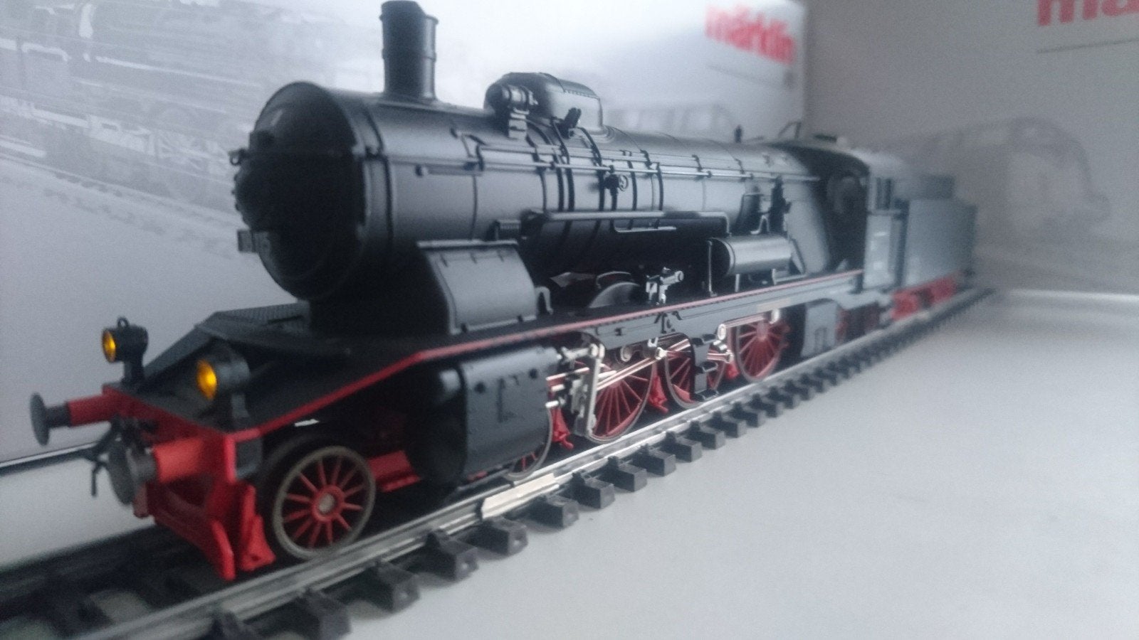 Marklin - Sneltreinlocomotief BR 18.1 DB - Mfx+Geluid Metaal, Ophalen, Wisselstroom, Locomotief, Zo goed als nieuw