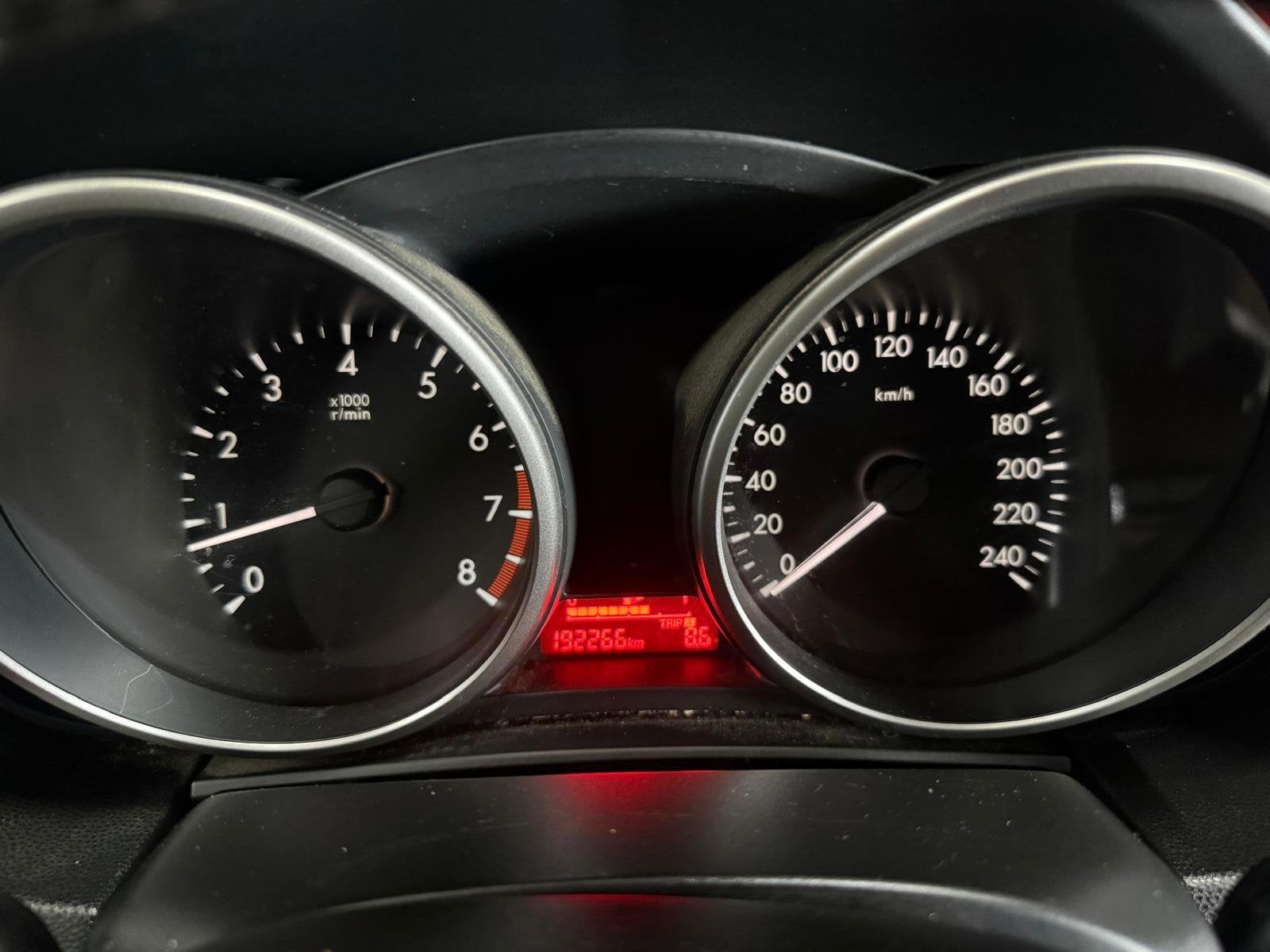 Foto 24 van Mazda 5 1.8 TS+ | Nieuw APK | Airco | Trekhaak | NAP