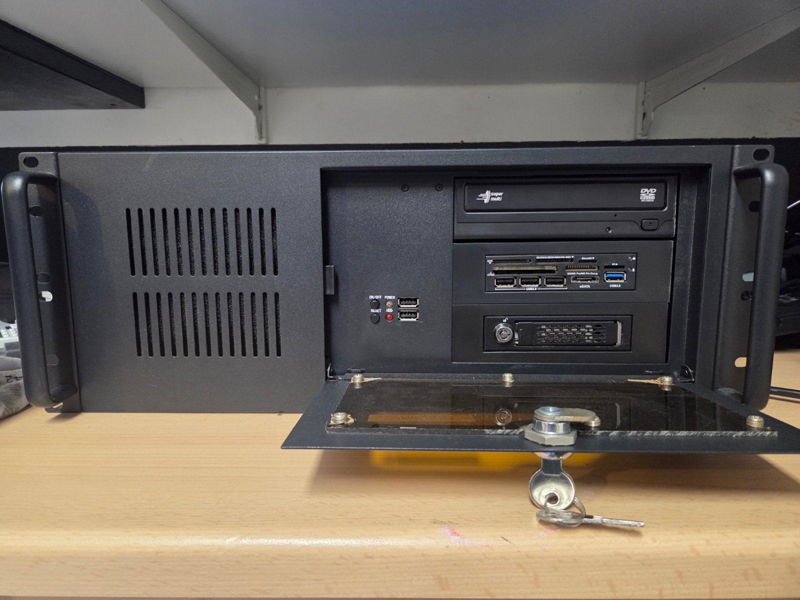 VMix PC incl licentie 4K, Ophalen of Verzenden, Gebruikt