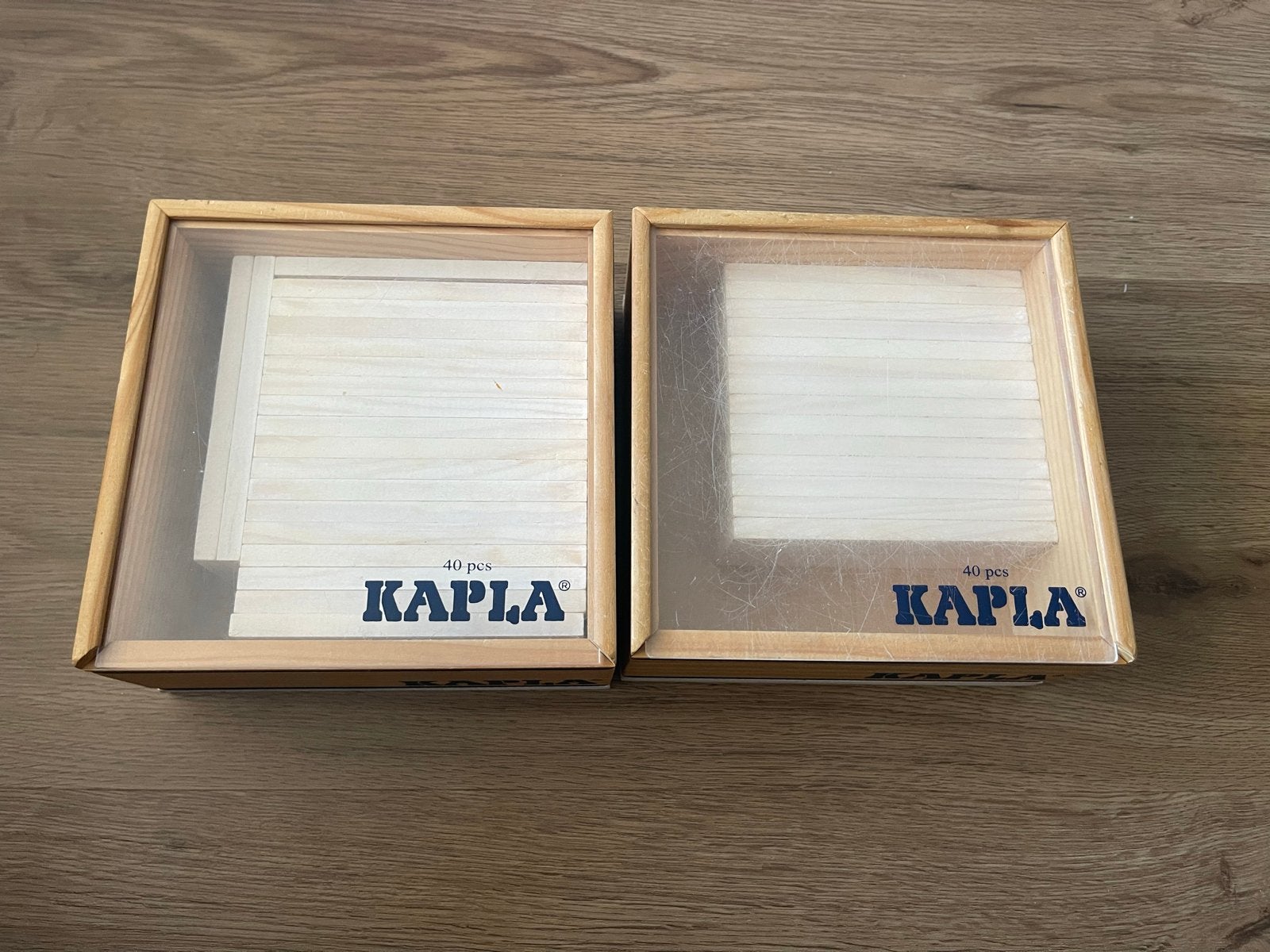 Kapla 40 en 28 witte plankjes in houten doosjes (2x), Ophalen of Verzenden, Gebruikt, Overige merken