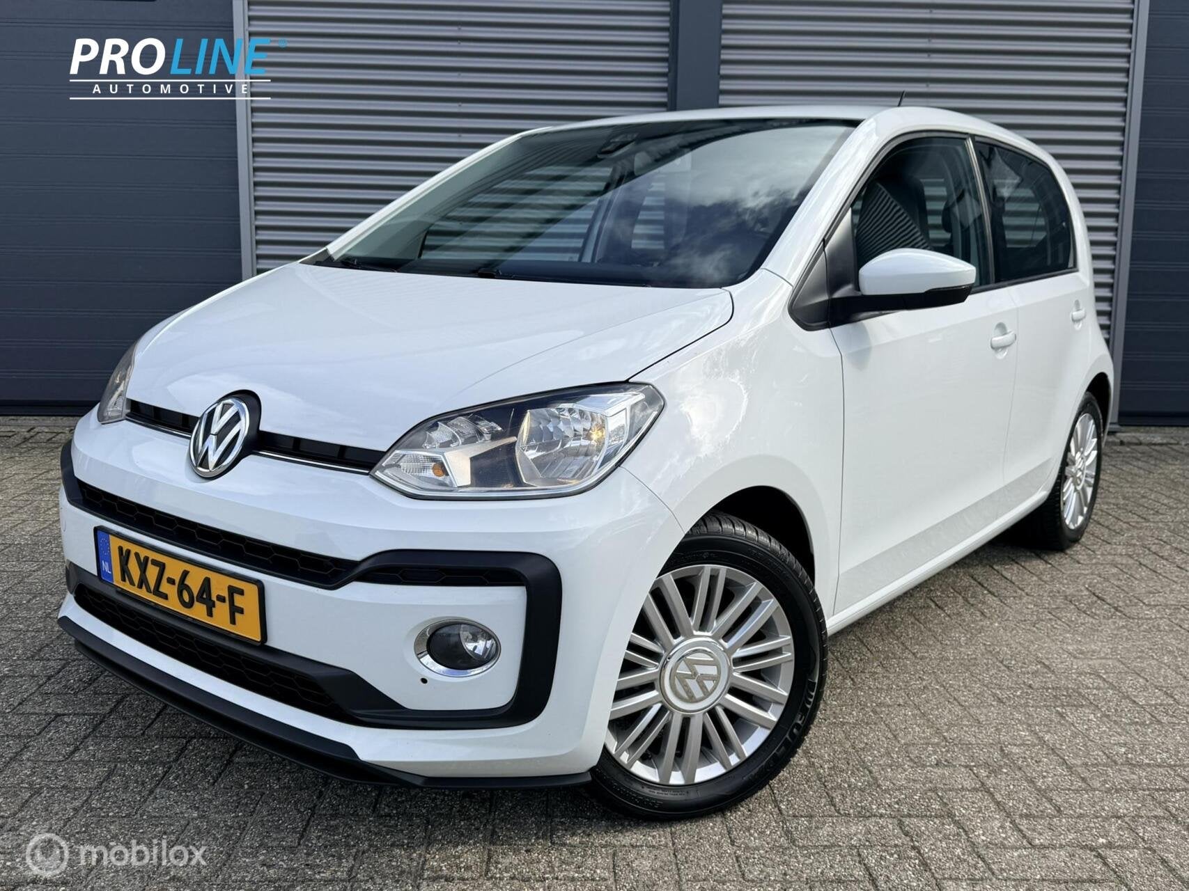 Volkswagen up ! 1.0 TSI BMT high up /CRUISE/PDC/STOEL-VW, Auto's, Voorwielaandrijving, Gebruikt, 4 stoelen, Bedrijf