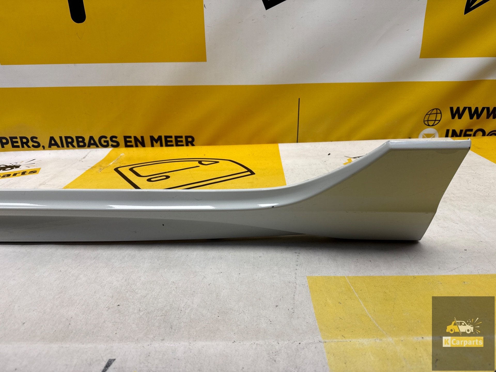 Dorpel VW VOLKSWAGEN GOLF 8 VIII R zijskirt R20 LINKS 5H0853, Gebruikt, Volkswagen, Volkswagen AG, Voor