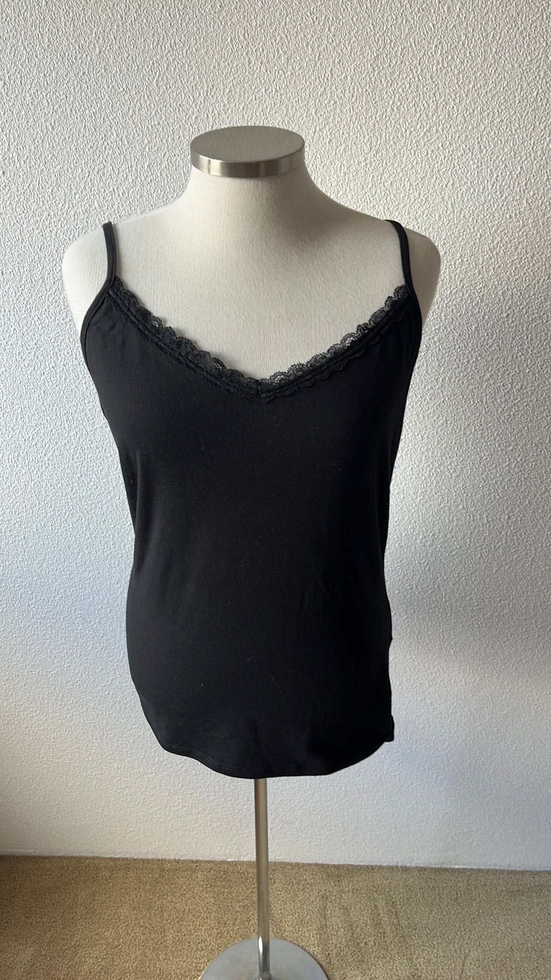 Nieuw top hemd Modström zwart L, Kleding | Dames, Ophalen of Verzenden, Nieuw, Zwart, Zonder mouw