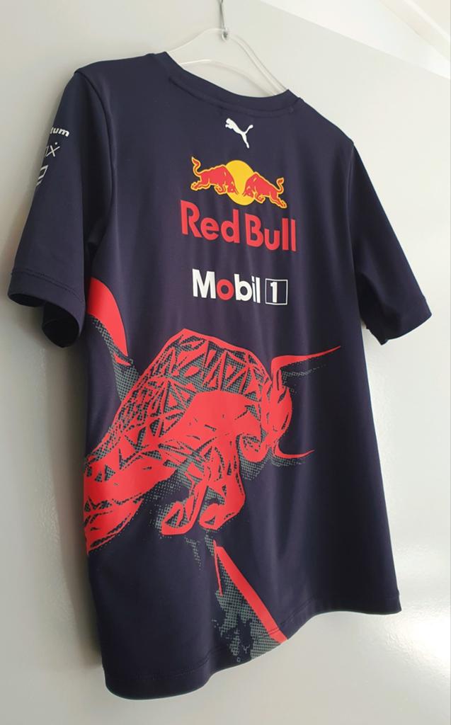 Red Bull Racing T-shirt  (mt 140) nette staat, Jongen of Meisje, Puma, Ophalen of Verzenden, Zo goed als nieuw