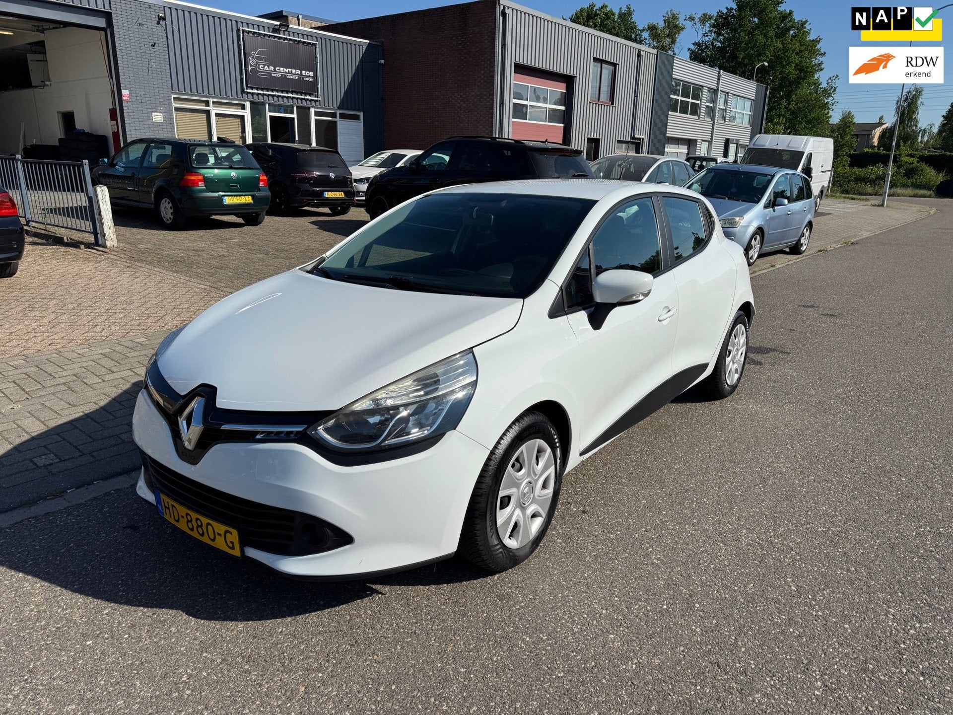Renault Clio 0.9 TCe 5-DRS 2015 Wit | NAP | CAMERA, Voorwielaandrijving, 898 cc, Wit, Origineel Nederlands