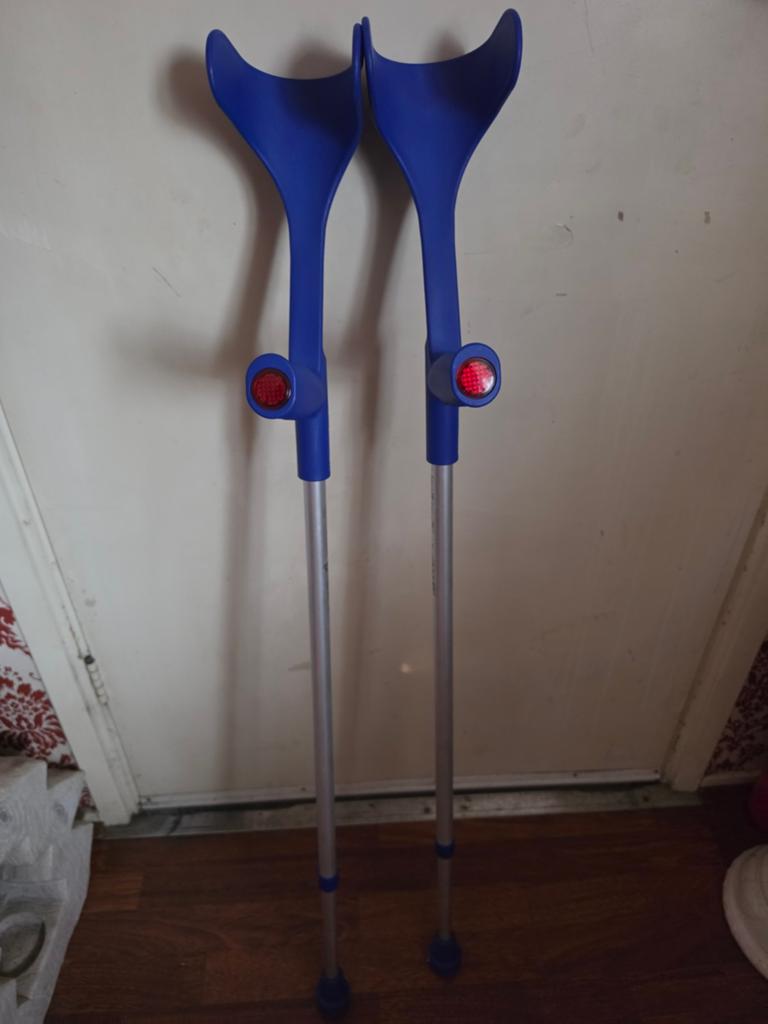 Te koop een setje blauwe loopkrukken max gewicht 140 kg, Ophalen of Verzenden, In hoogte verstelbaar, Gebruikt