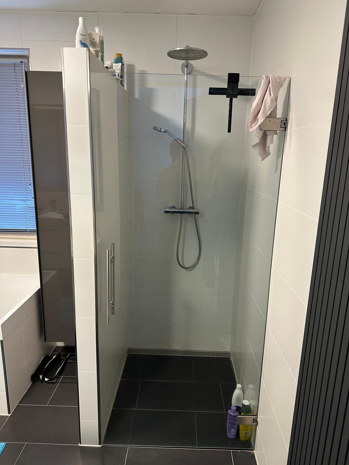 Glazen douche deur met stalen greep, Ophalen, Gebruikt