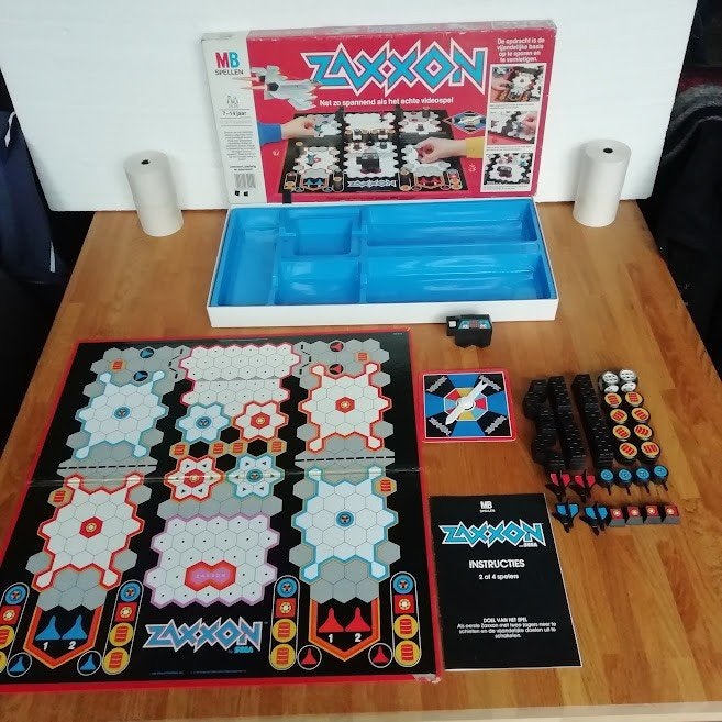 Zaxxon Bordspel MB Spellen - Vintage Sega Game, Drie of vier spelers, Ophalen of Verzenden, Gebruikt, MB Spellen