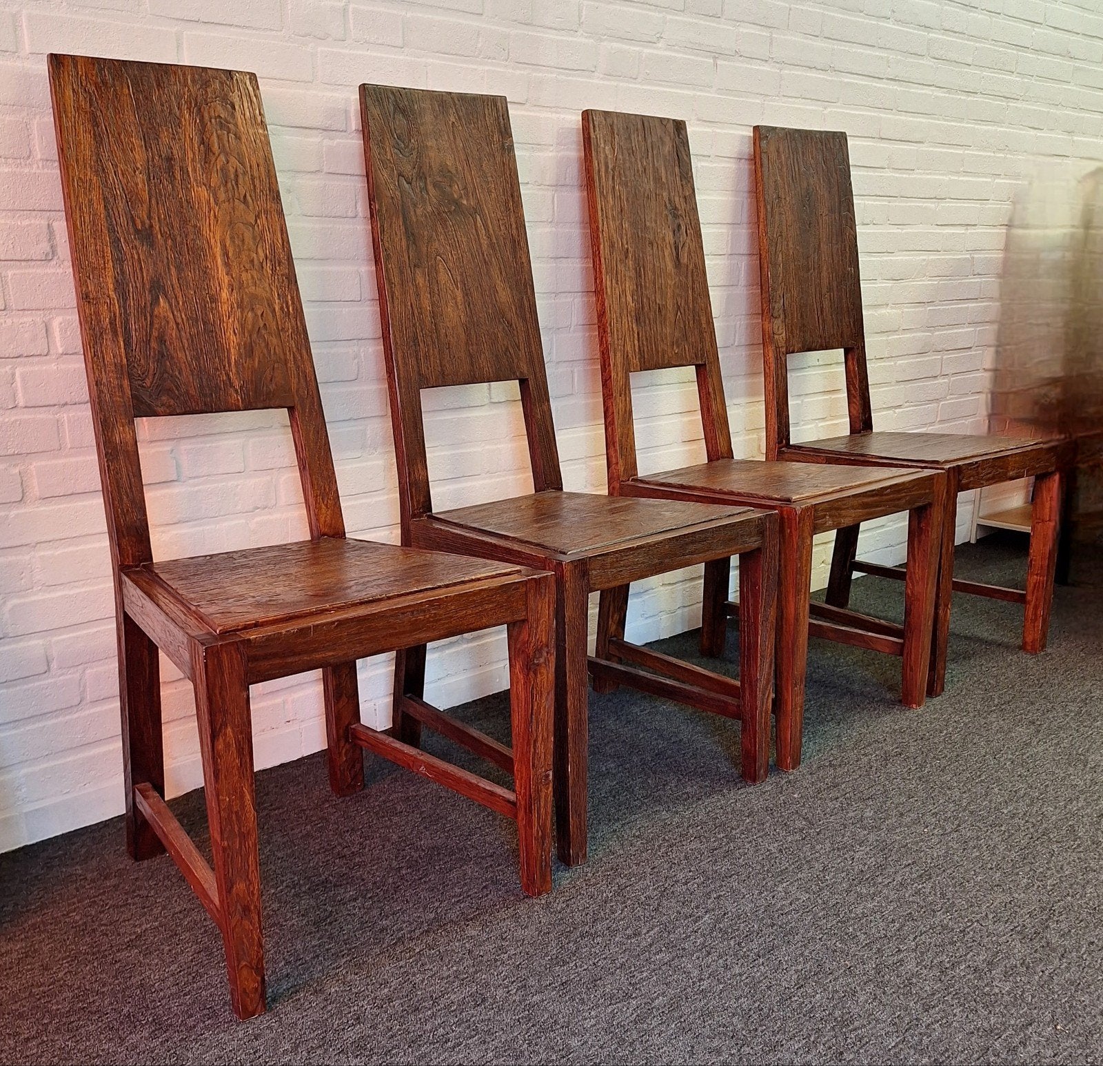 4 teakhouten eetkamerstoelen, koloniaal, landelijk, Huis en Inrichting, Stoelen, Ophalen, Gebruikt, Bruin