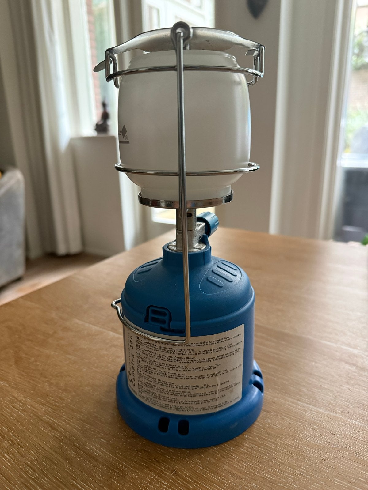 Campingaz Camping 206 L Gaslamp - Zo goed als nieuw, Ophalen, Zo goed als nieuw