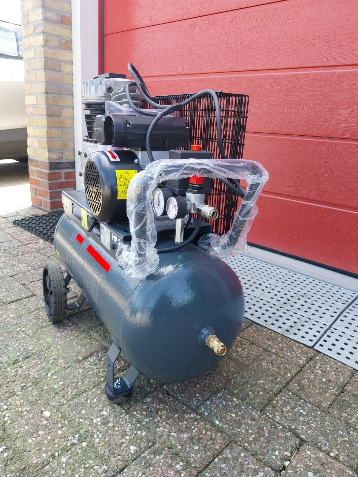 Nieuwe Nuair Compressor 24L - Krachtig en Compact, Nieuw, Ophalen of Verzenden, 25 tot 100 liter, 200 tot 400 liter/min
