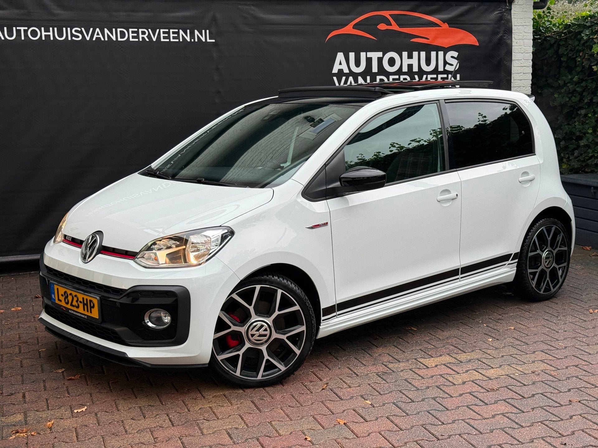 Volkswagen Up! 1.0 TSI GTI Beats/Pano/Clima/Cruise/Camera/DA, Stof, 4 stoelen, 116 pk, Wit