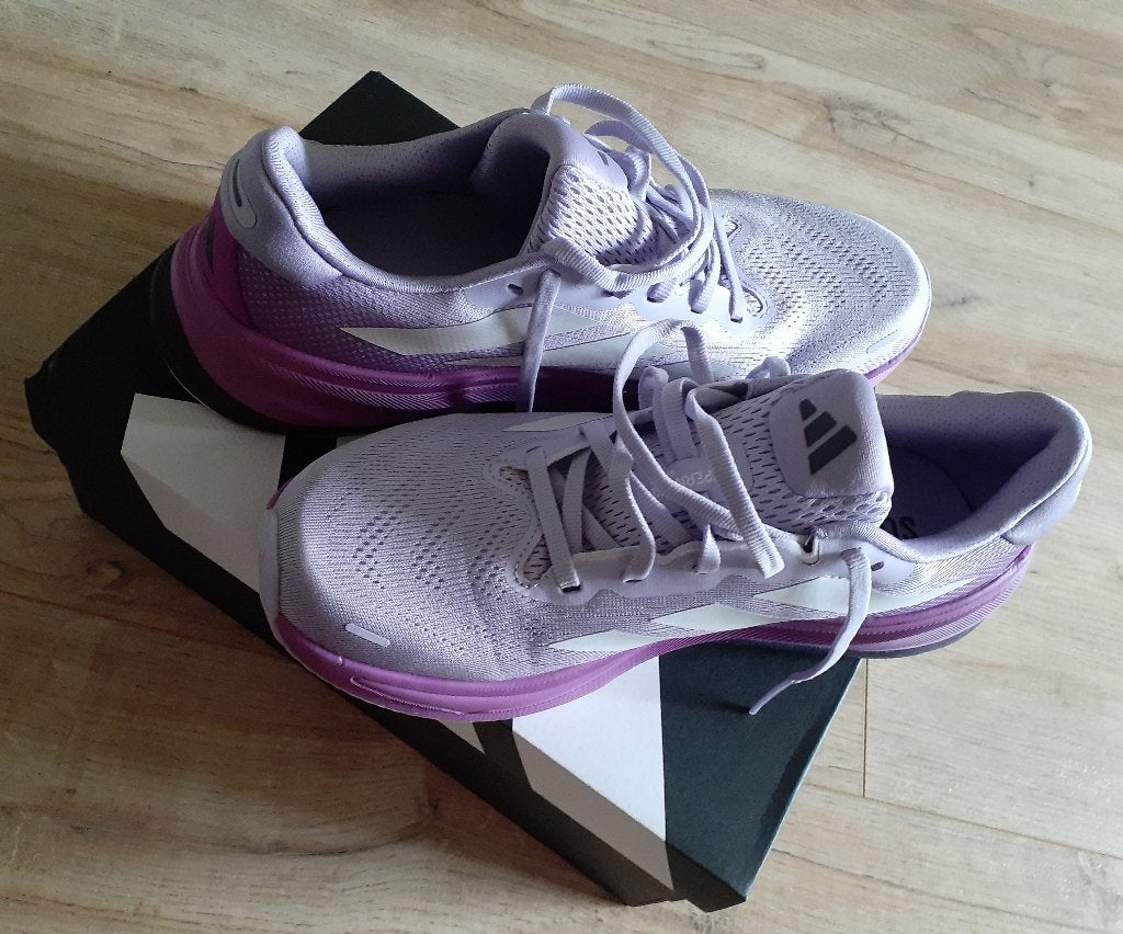 Adidas Supernova Rise 2 dames hardloopschoenen, Sport en Fitness, Loopsport en Atletiek, Zo goed als nieuw, Hardloopschoenen, Hardlopen