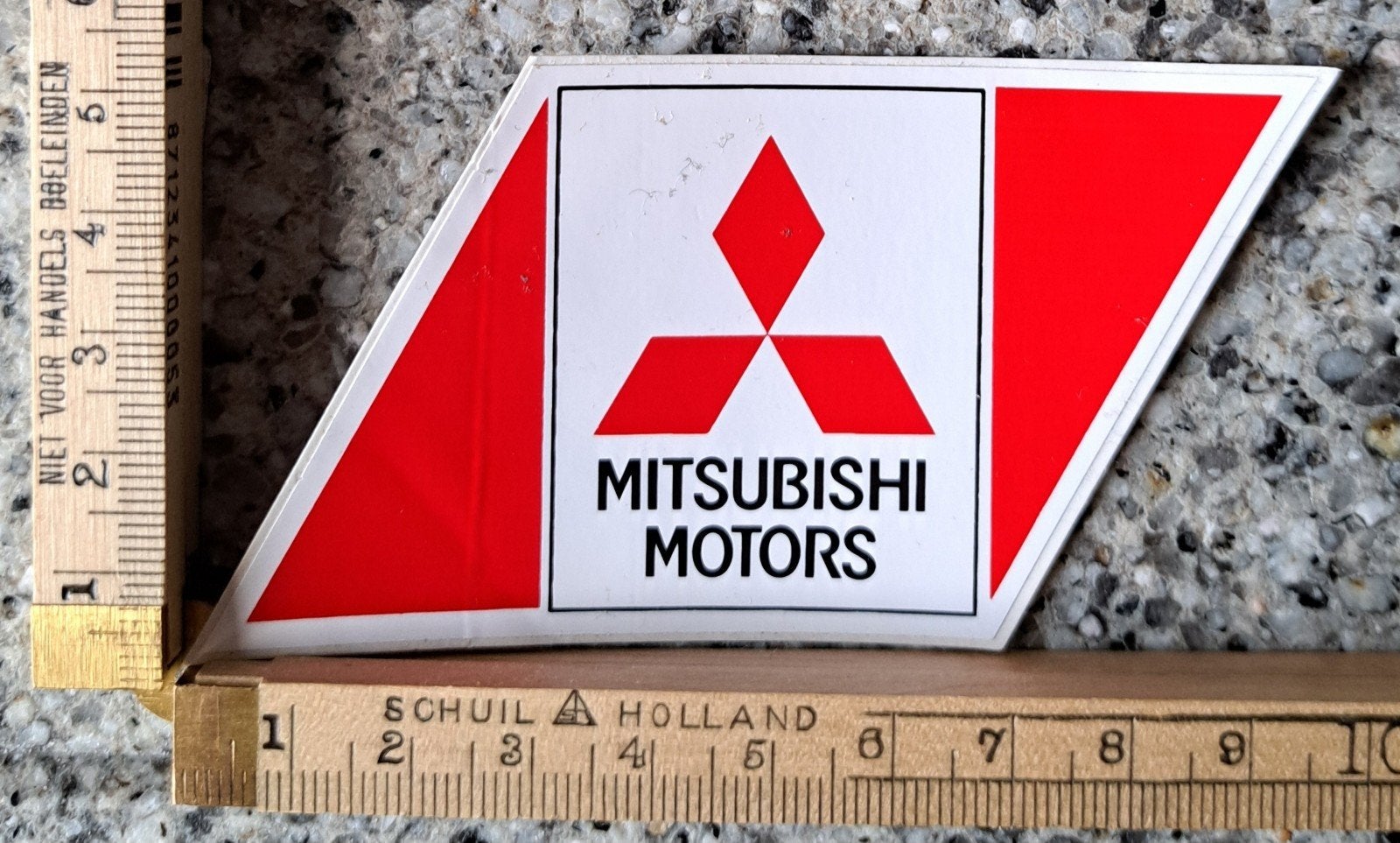 Vintage sticker trapezium vorm Mitsubishi Motors merk logo, Ophalen of Verzenden, Zo goed als nieuw, Auto of Motor