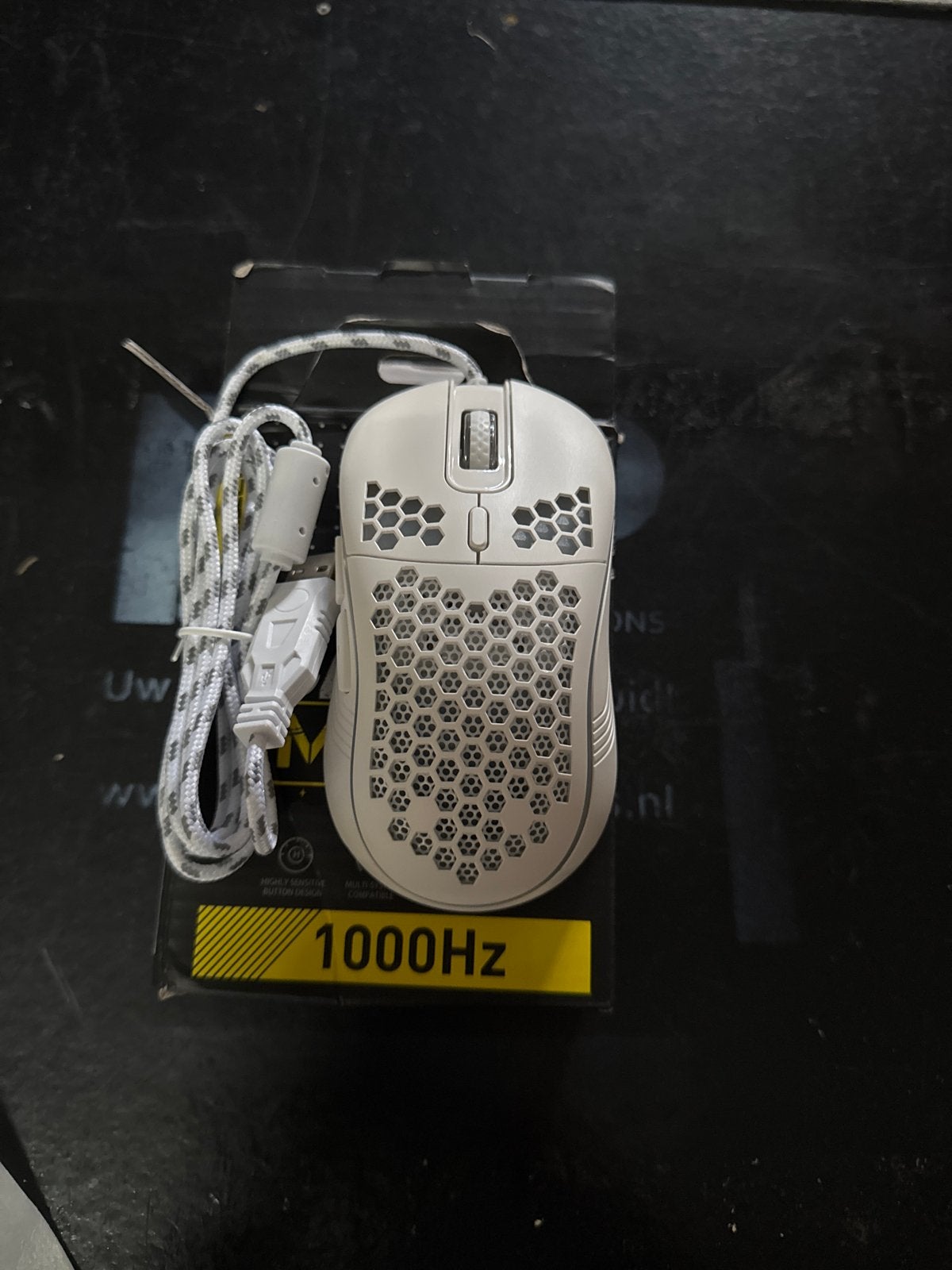 Witte bedrade gaming muis met 1000Hz polling rate, Muis, Ergonomisch, Nieuw, Ophalen of Verzenden