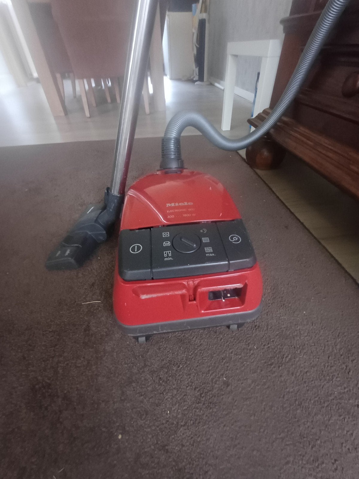 Miele stofzuiger, Witgoed en Apparatuur, Stofzuigers, Gebruikt, Overige typen, 1600 tot 2000 watt, Miele