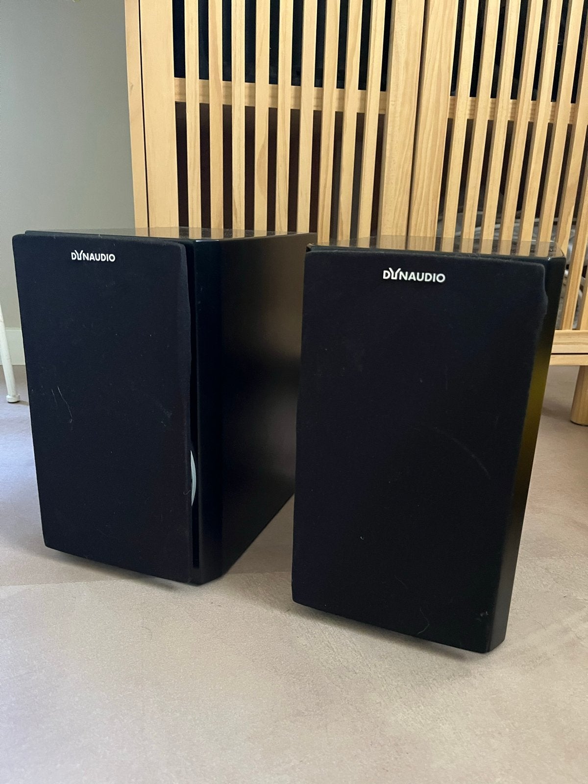 Dynaudio XEO 3 Boekenplank Luidsprekers - Zwart, Audio, Tv en Foto, Gebruikt, 60 tot 120 watt, Inclusief kabels, Boekenplank luidspreker