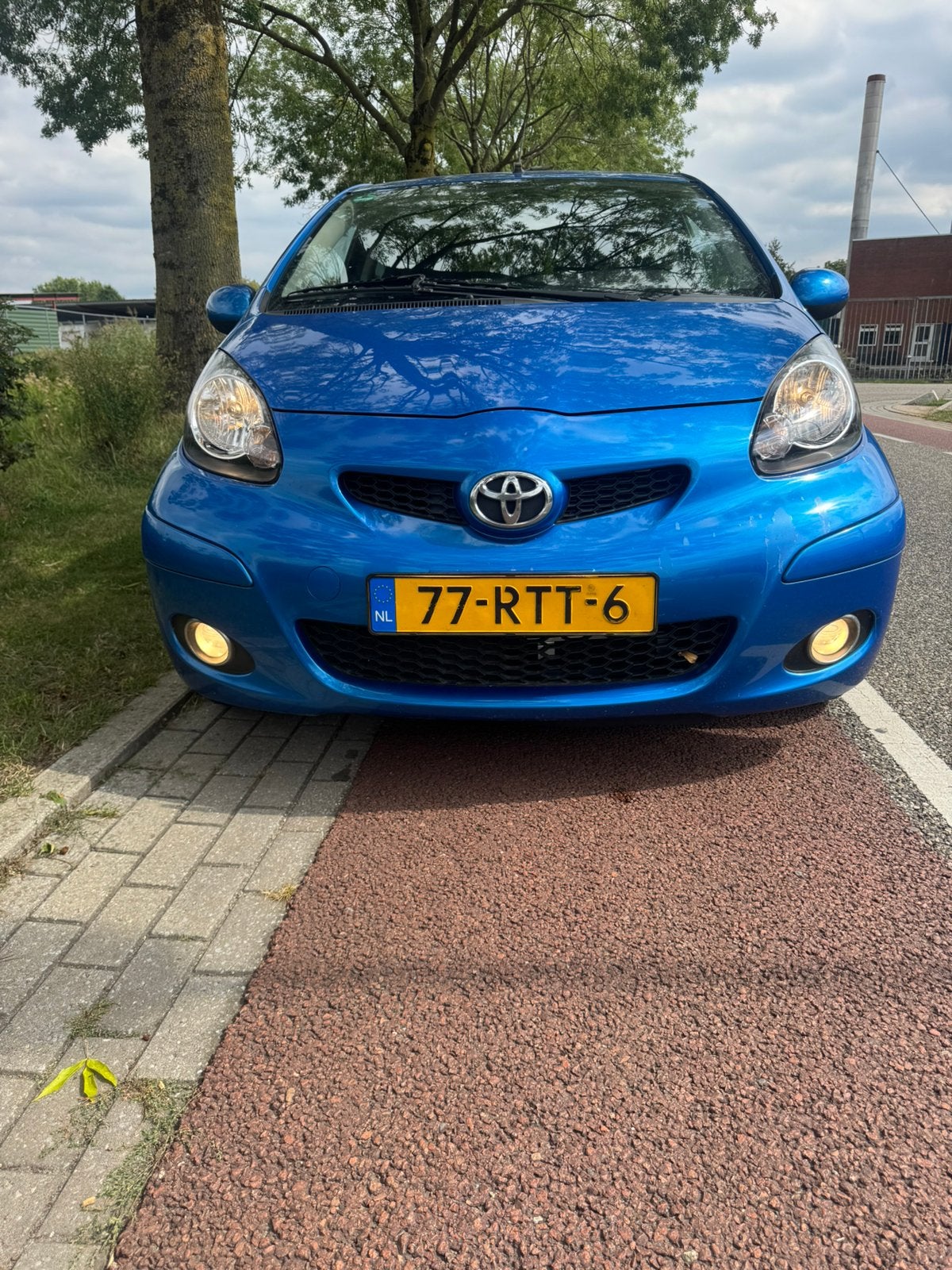 Toyota Aygo 1.0 12V Vvt-i 5DRS 2011 Blauw, Voorwielaandrijving, 68 pk, Origineel Nederlands, Handgeschakeld