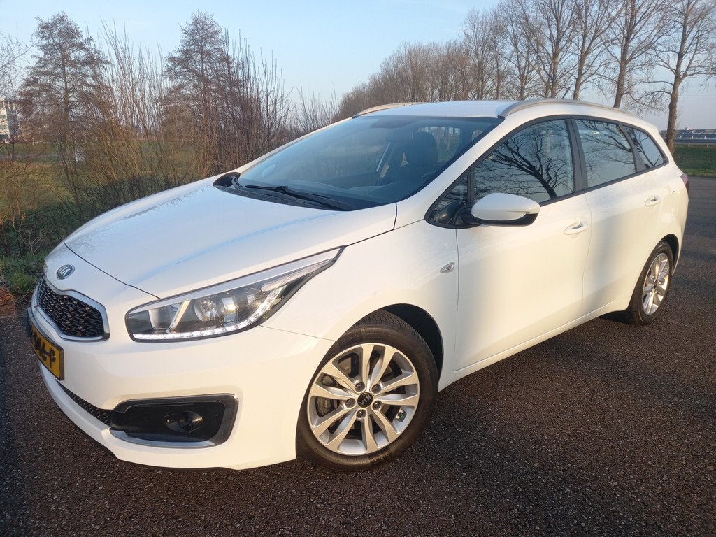 Kia cee'd Sportswagon 1.6 GDI Clima/Cruise/Navi/Camera, Auto's, Kia, Bedrijf, Te koop, (Pro) Cee d, ABS, Achteruitrijcamera, Airbags