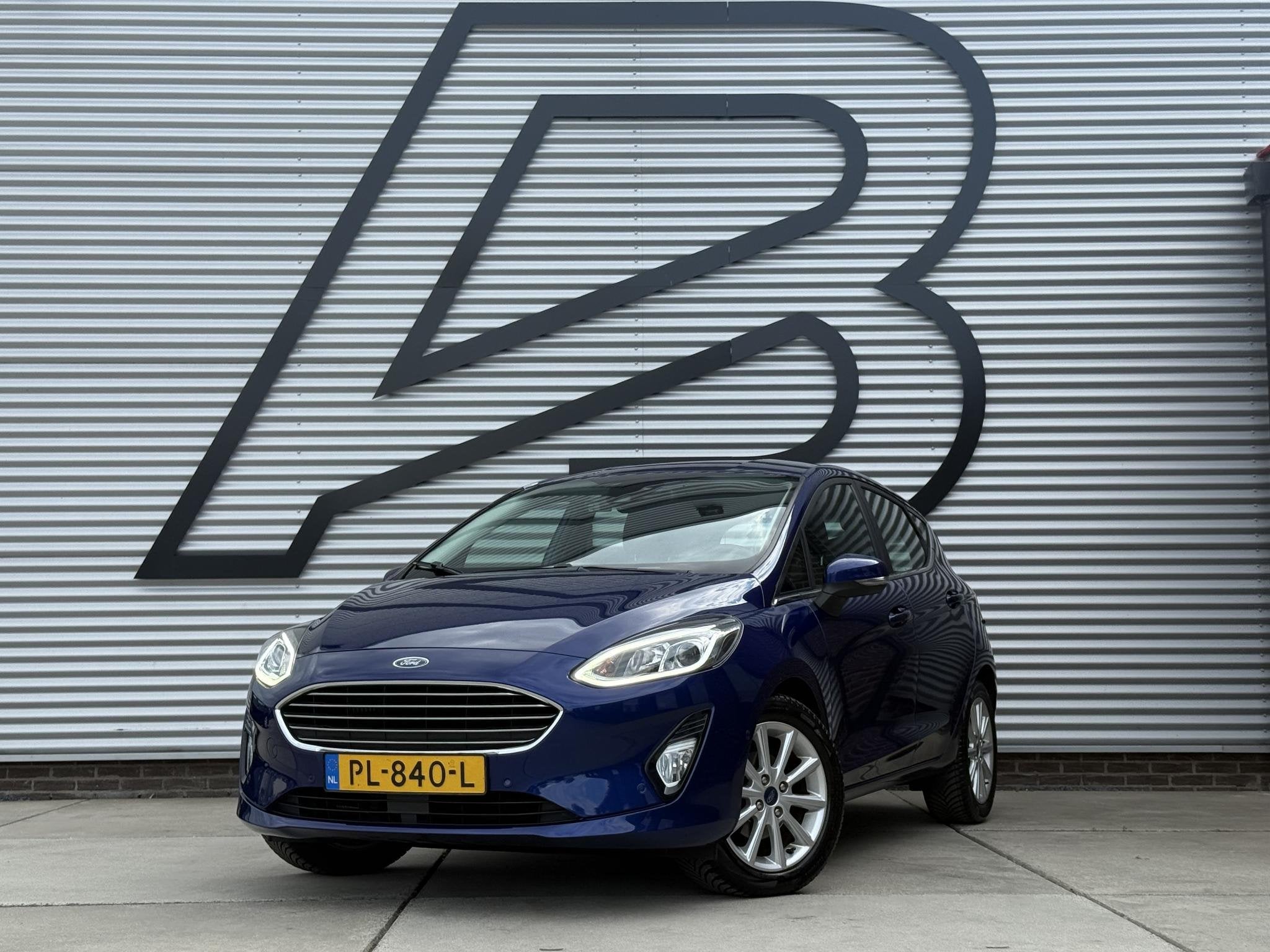 Ford Fiesta 1.0 EcoBoost Titanium Navi|Camera|Clima|Cruise|B, Auto's, Voorwielaandrijving, Euro 6, 580 kg, Blauw