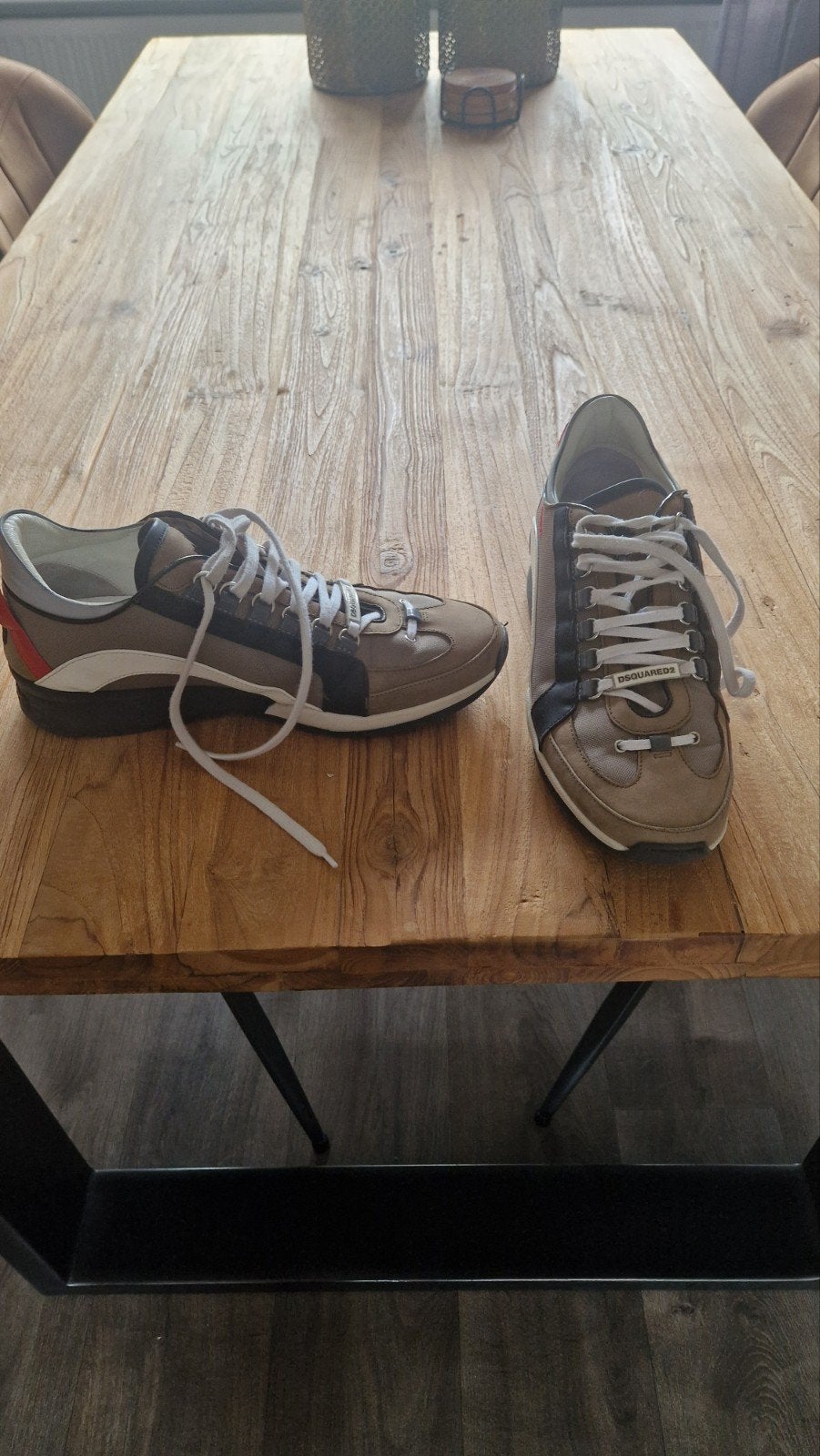 Dsquared2 Sneakers - Stijlvolle Herenschoenen, Ophalen of Verzenden, Sneakers of Gympen, Gedragen, Dsquared2