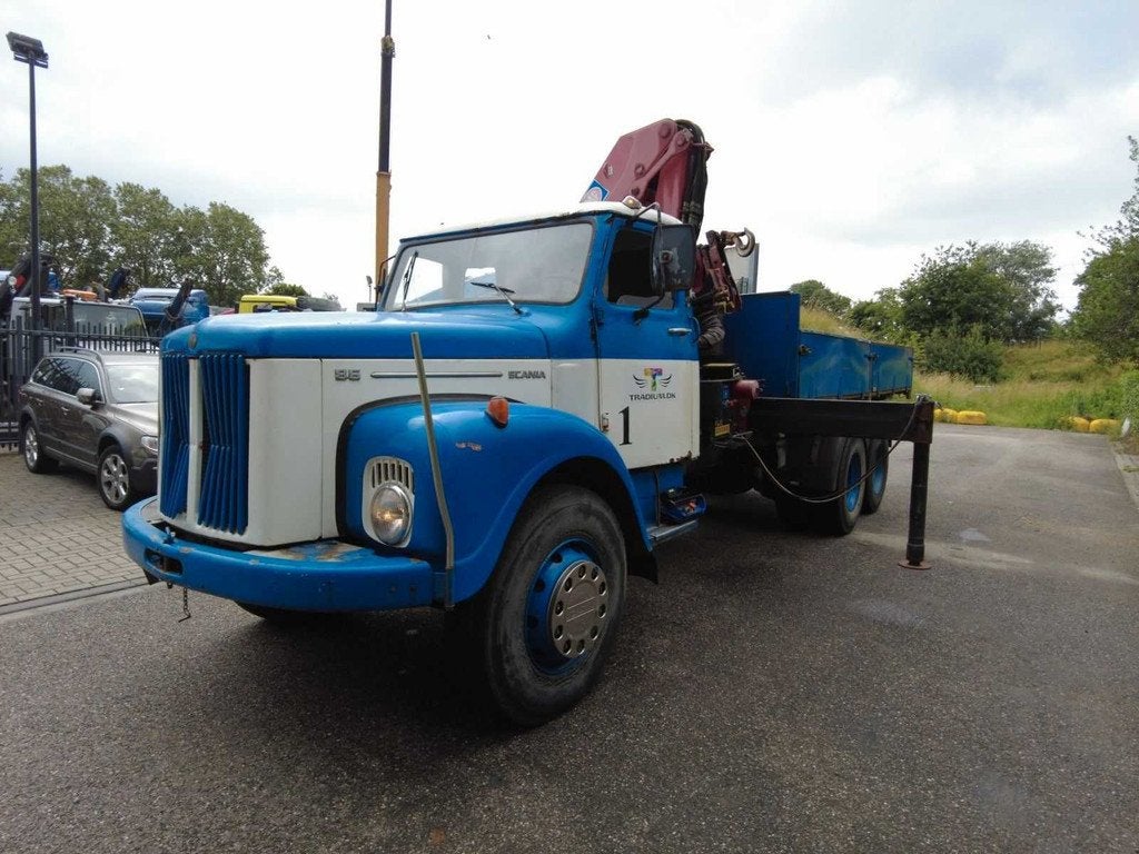 1977 Scania 86 6x2 Kipper met Kraan, Auto's, Vrachtwagens, Scania, Overige brandstoffen, Bedrijf, Te koop