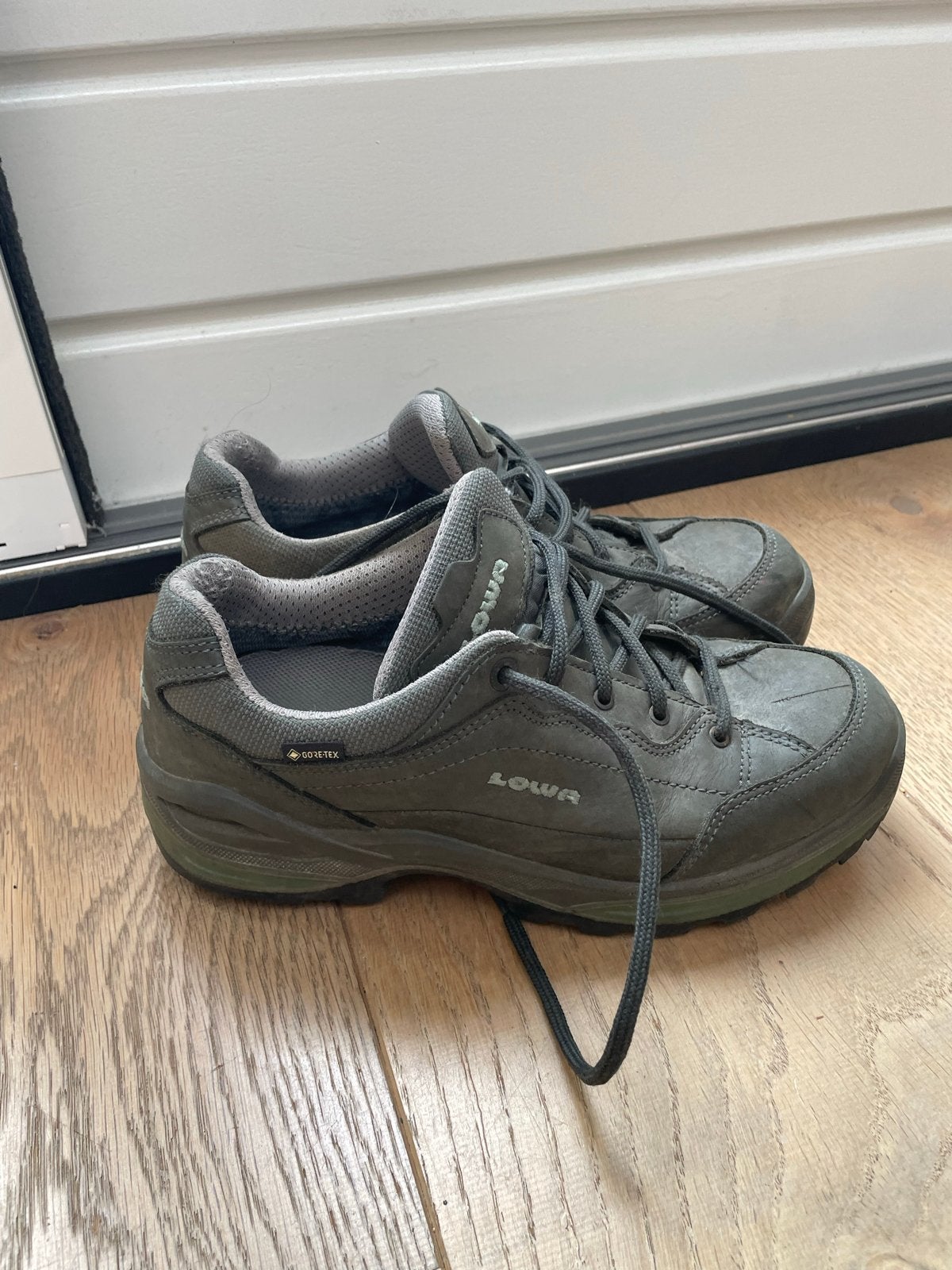 LOWA Renegade GTX LO Ws wandelschoenen - Groen, Gore-Tex, Ophalen of Verzenden, Gebruikt, Schoenen
